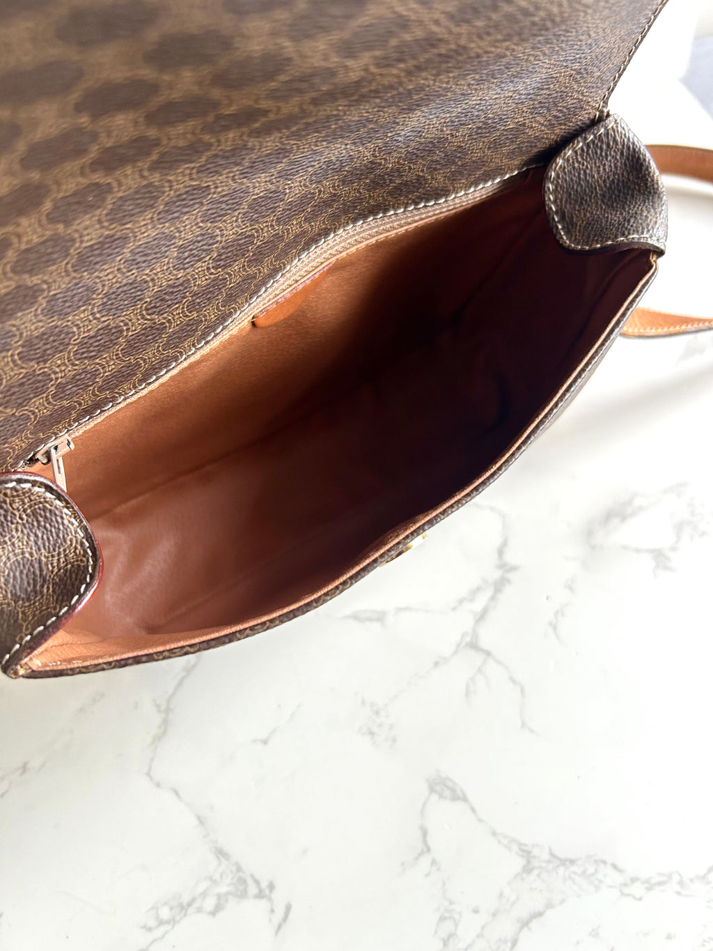 CELINE 咖啡色老花金扣豆腐盒子包/側背包/斜背包