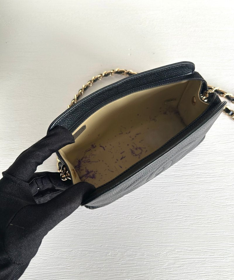 CHANEL 稀有黑色魚子醬牛皮革鏈條帶小包/側背包/斜背包/手拿包