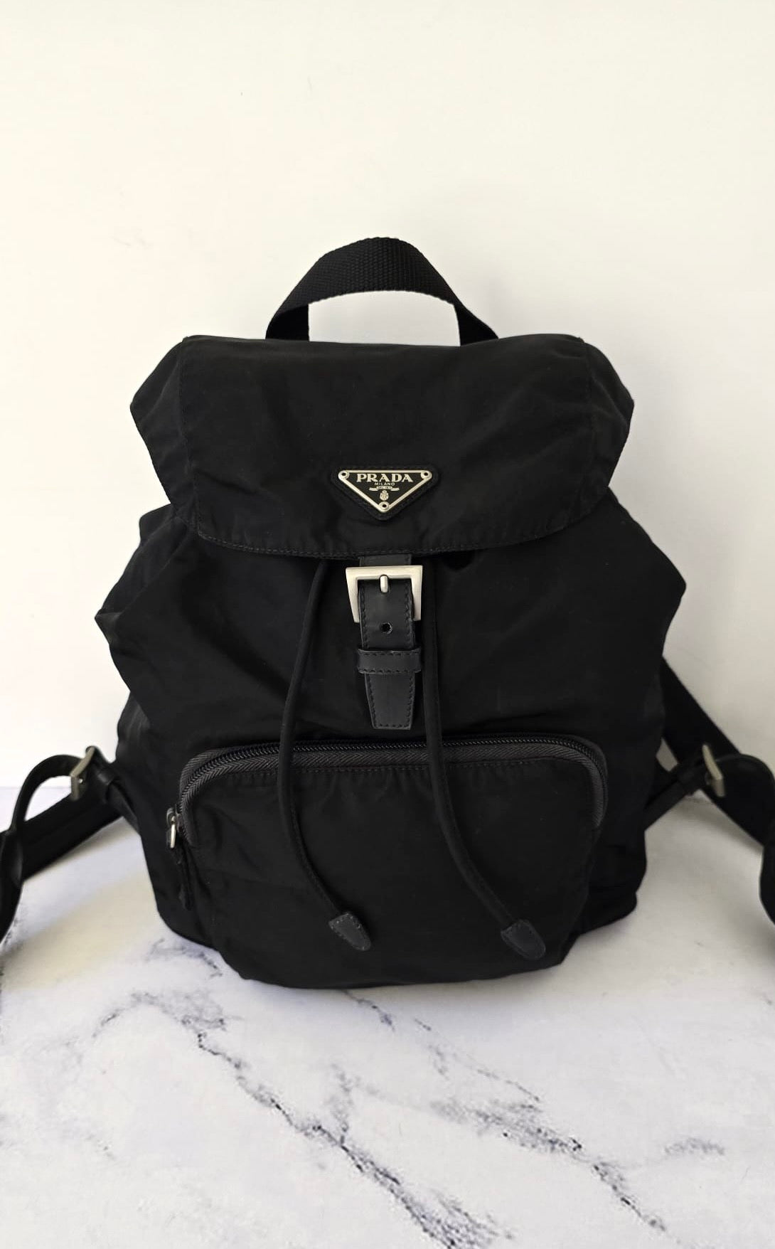 Prada黑色銀標尼龍雙肩包 後背包 背囊