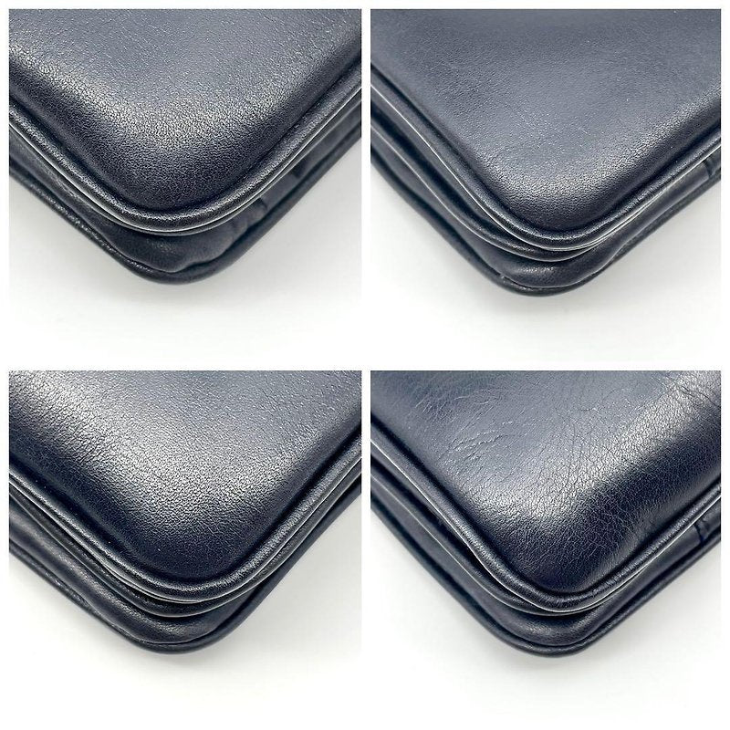 CELINE rare gold carriage black leather side bag / crossbody bag / handbag - Japanese second-hand Vintage