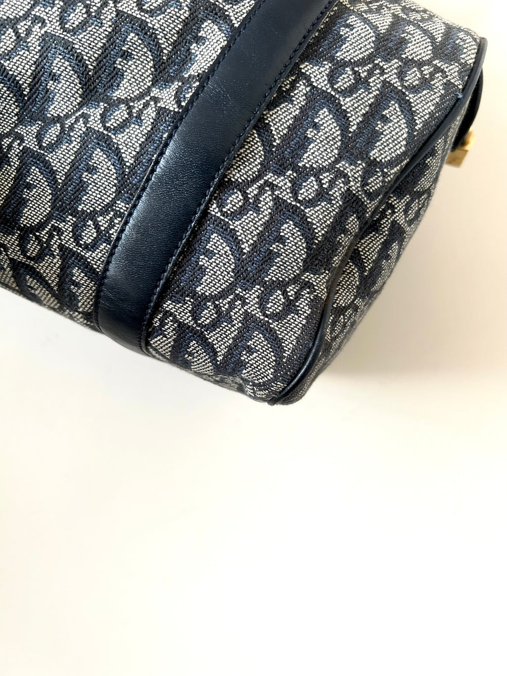 CHRISTIAN DIOR 稀有深藍色老花皮革小波士頓圓桶包/手提包