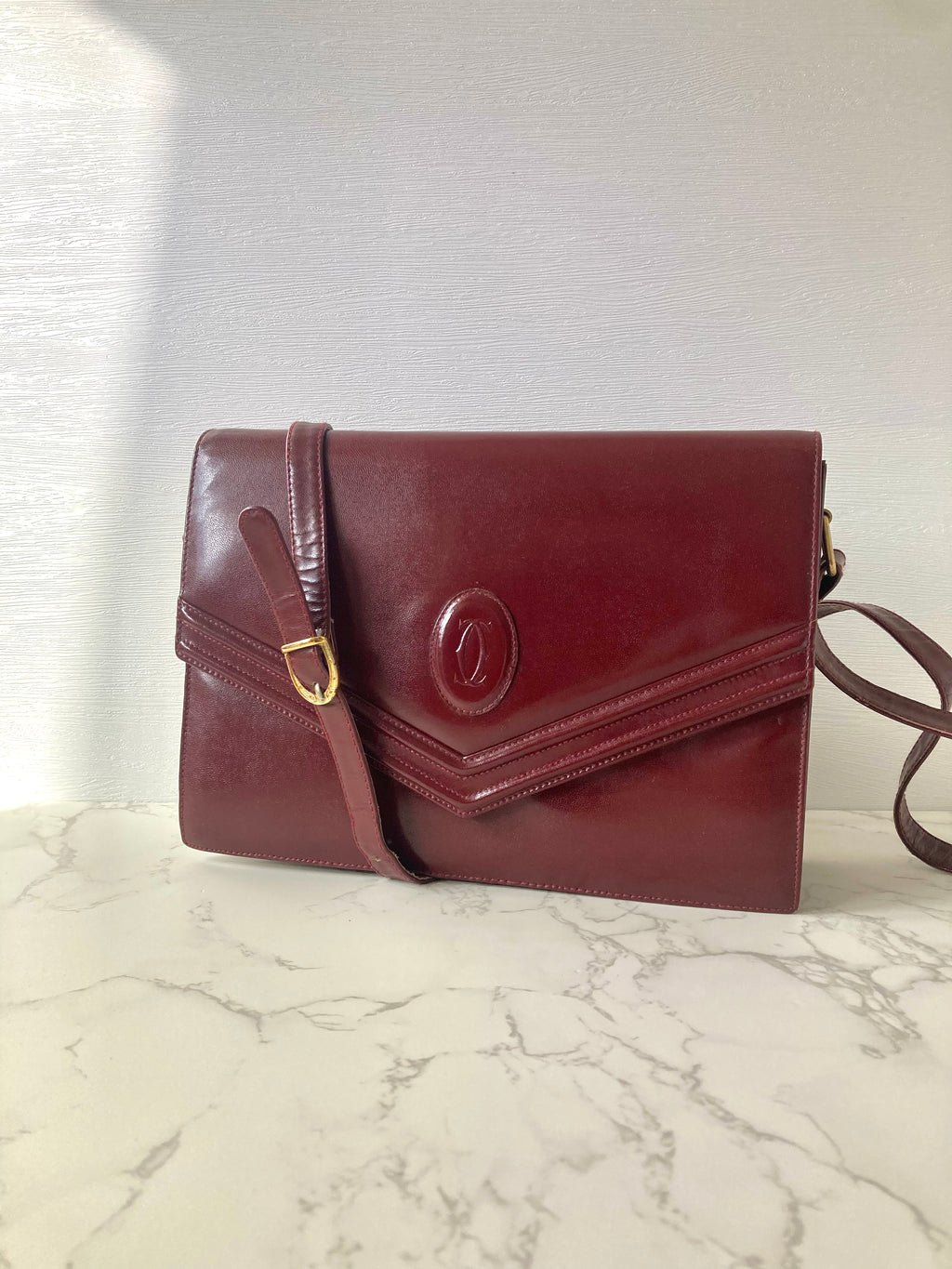 CARTIER Must De Cartier Burgundy Envelope Crossbody / Shoulder Bag