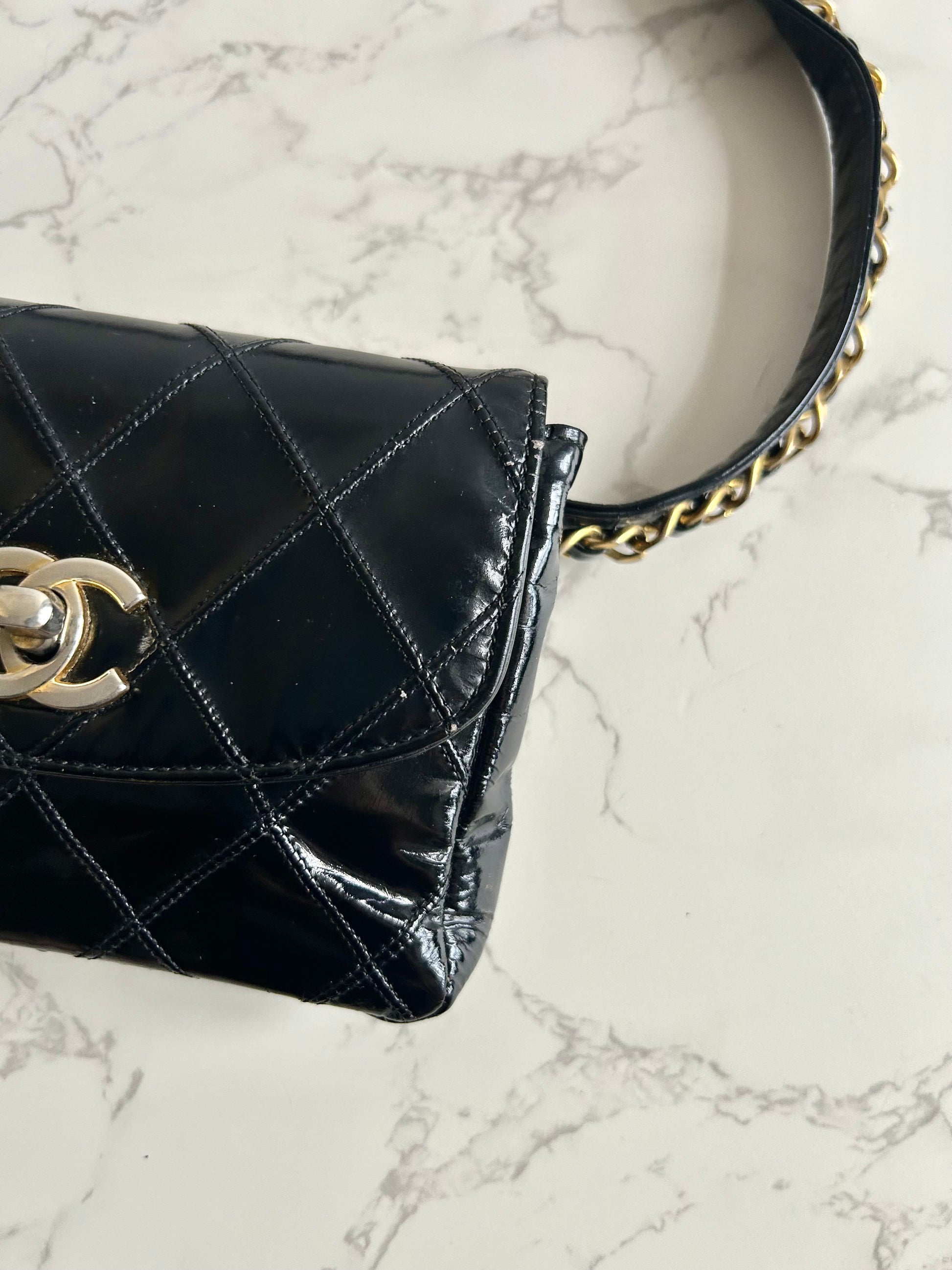CHANEL rare black leather gold swivel buckle belt bag/side bag/clutch