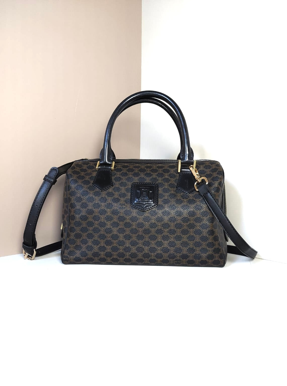 CELINE black old flower leather Boston barrel small bag/side backpack/handbag