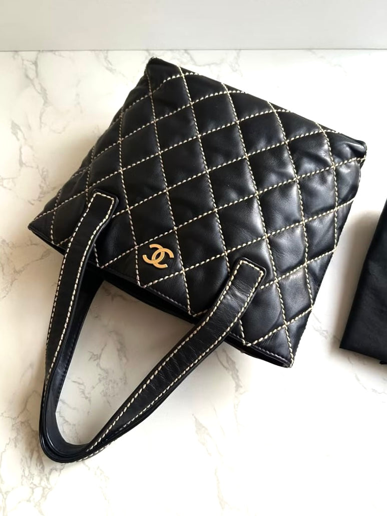 Chanel Vivian Wild Stitch Black and White Leather Tote Shoulder Bag