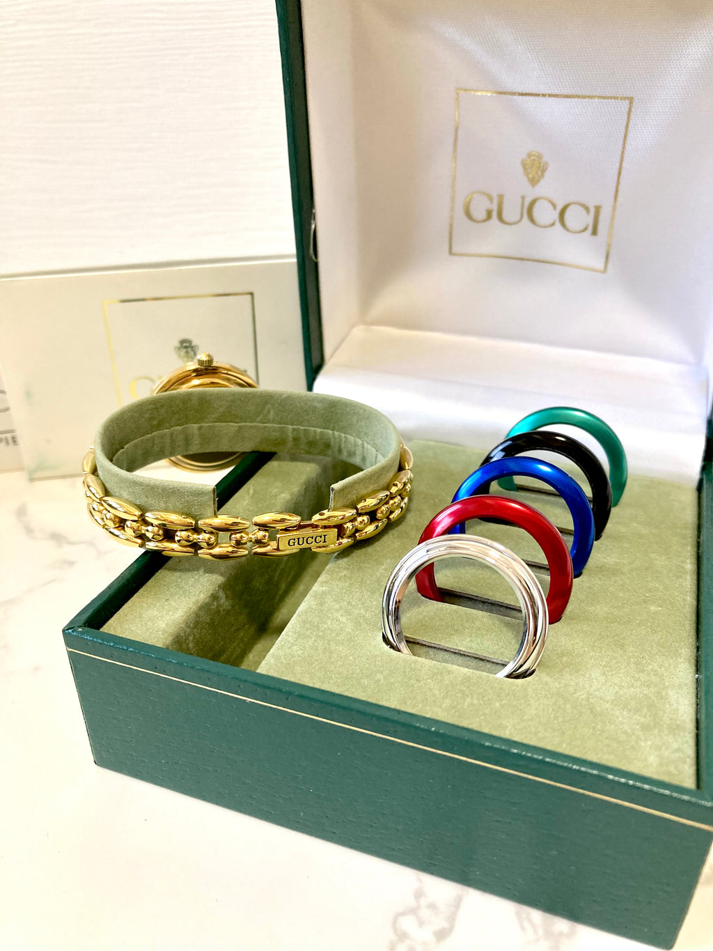 GUCCI Full Set Women's Quartz Watch Gift Box