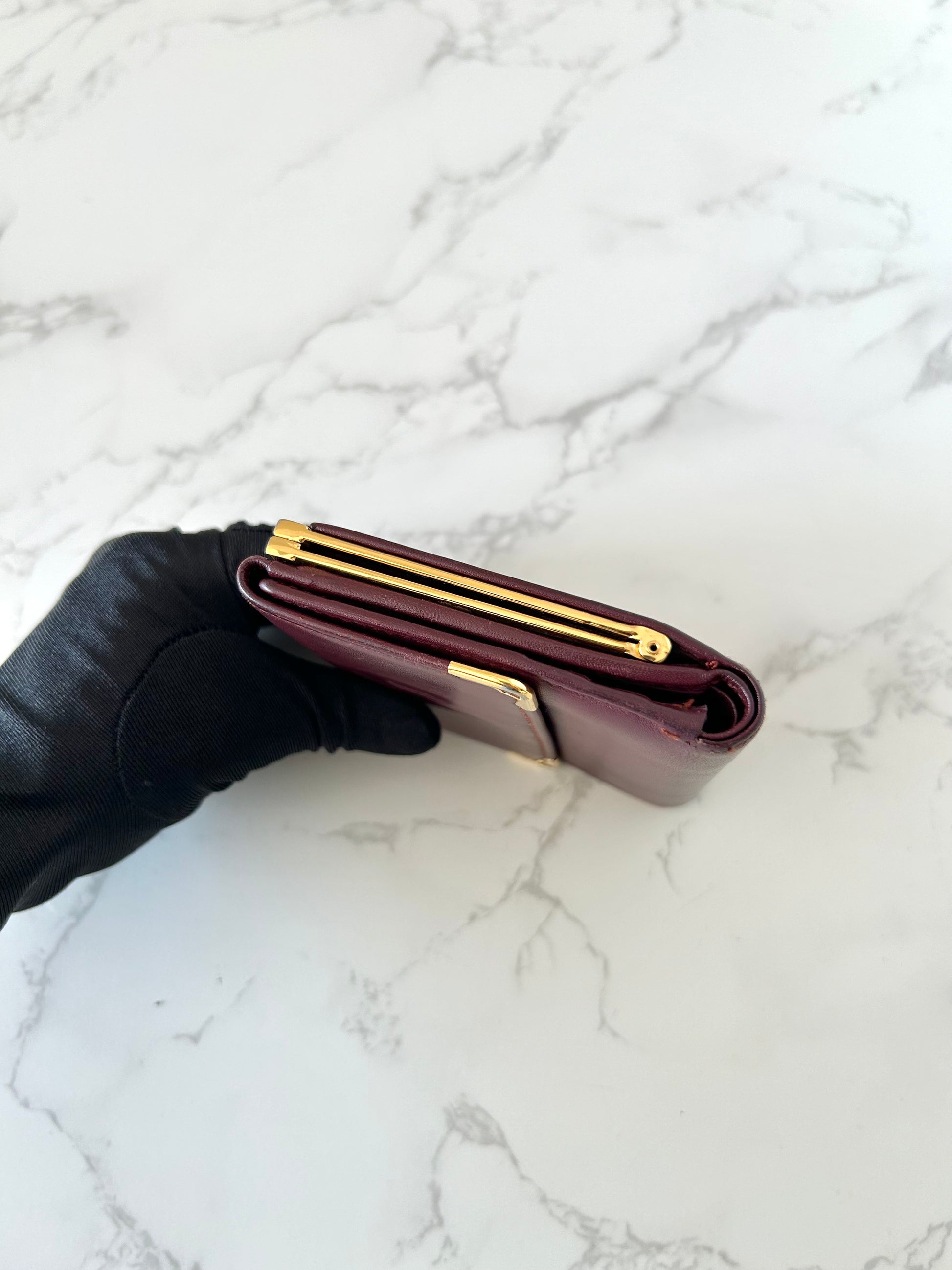 CARTIER Must de Cartier 酒紅色錢包 / 短夾 / 零錢包