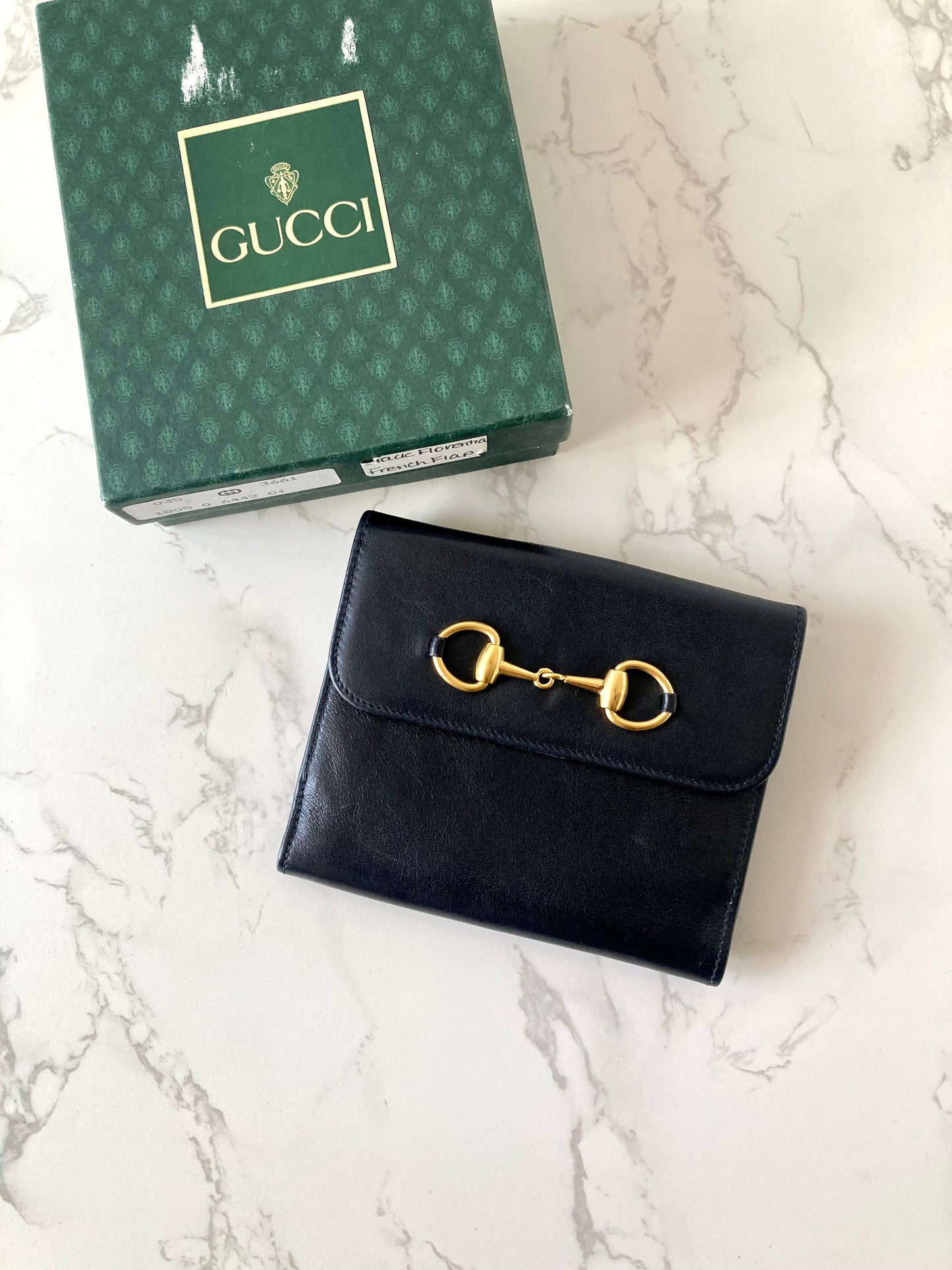 GUCCI Gold Horseshoe x Black Leather Compact Wallet