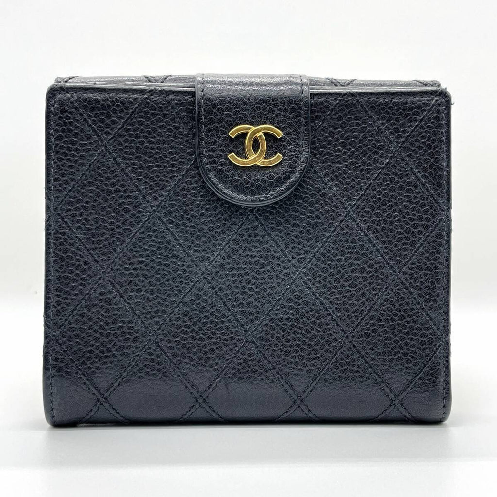 CHANEL 稀有雙面金扣黑色魚子醬牛皮皮革短夾/小錢包/銀包