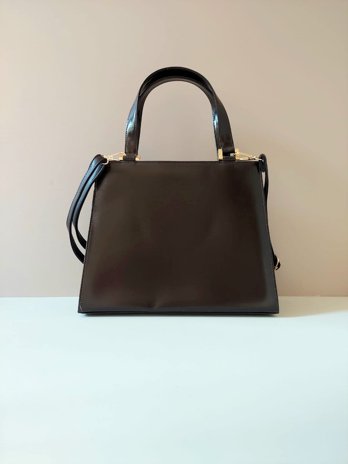 Yves Saint Laurent YSL 黑啡色皮革凱莉側背包/斜背包