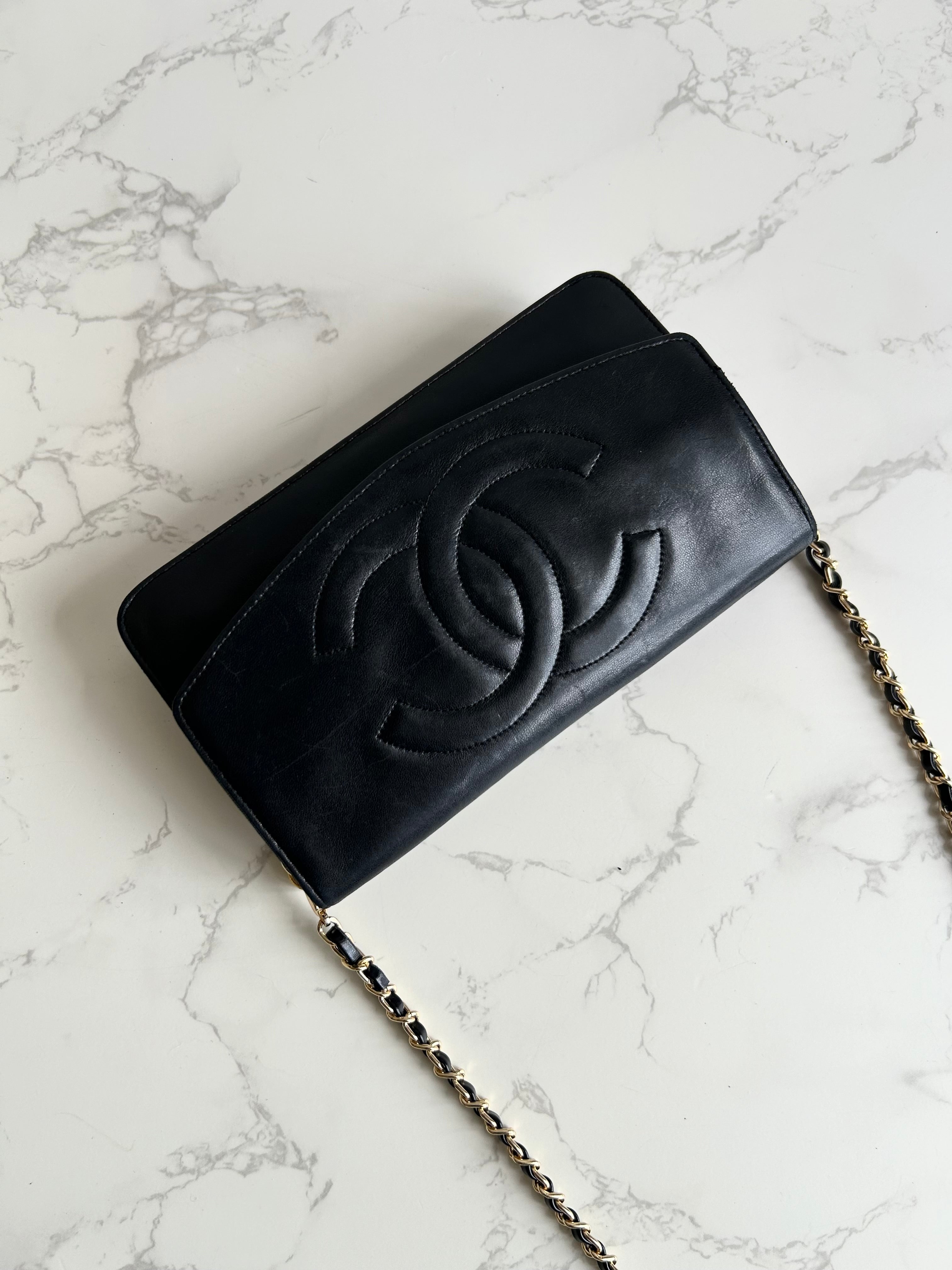 CHANEL rare black lambskin chain strap WOC/side bag/oblique bag