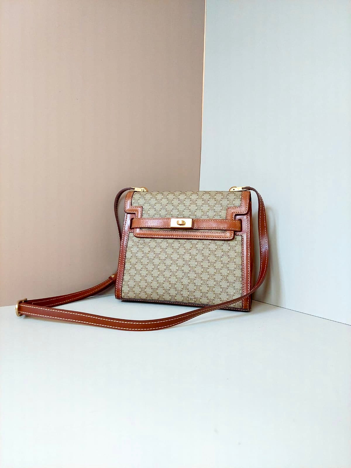 CELINE rare apricot old flower small Kelly / side bag / oblique bag