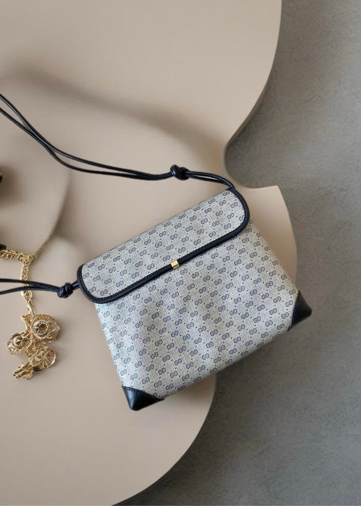 GUCCI rare blue and black old flower canvas and leather small bag/side bag/oblique bag