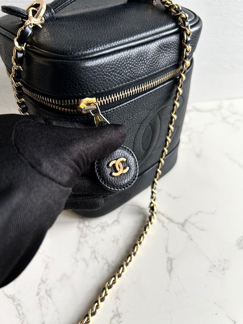 Chanel Black Caviar Cosmetic Box Bag Crossbody Bag Side Bag Shoulder Bag