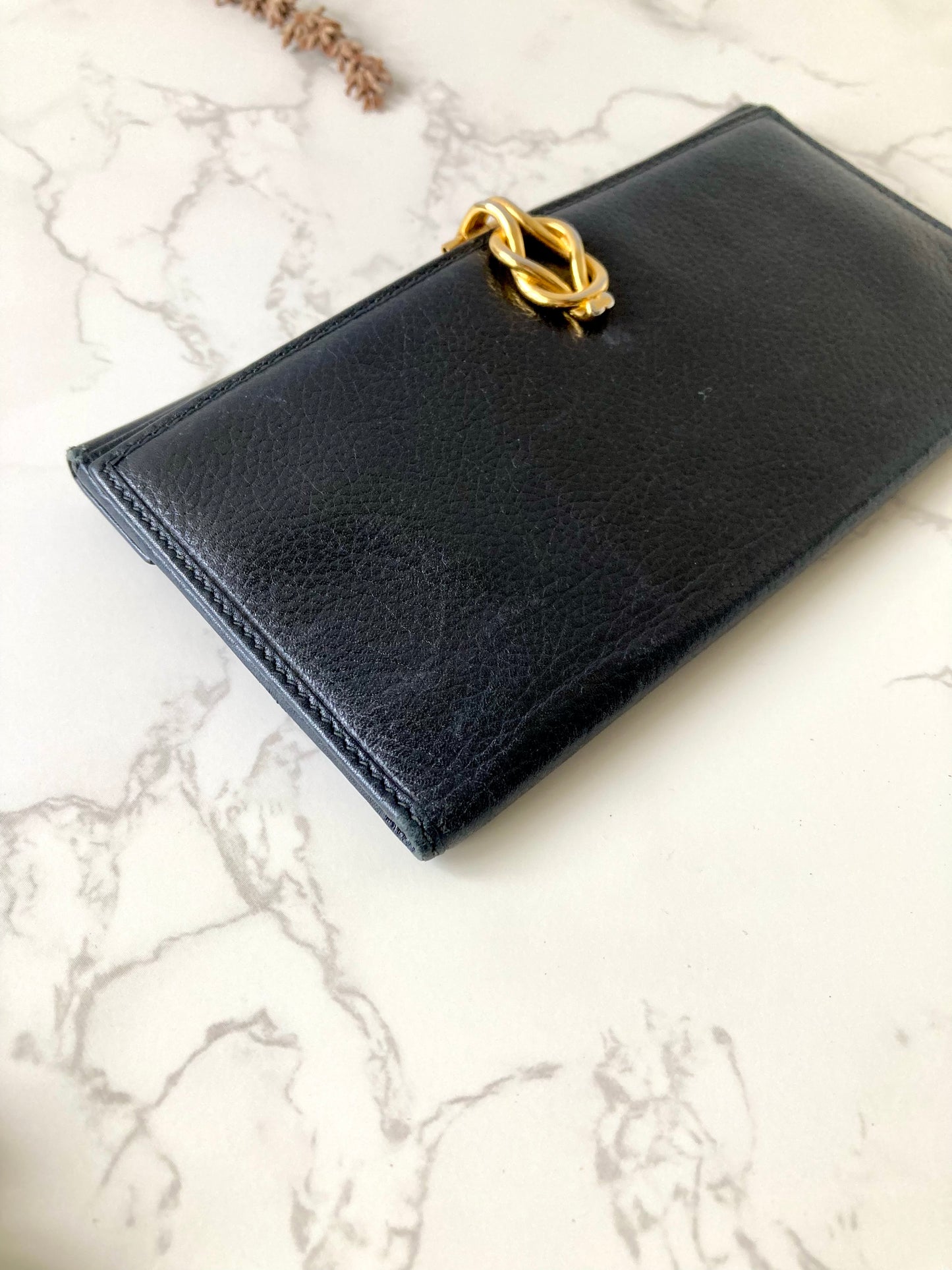 GUCCI Gold Knot Black Long Bi-fold Wallet
