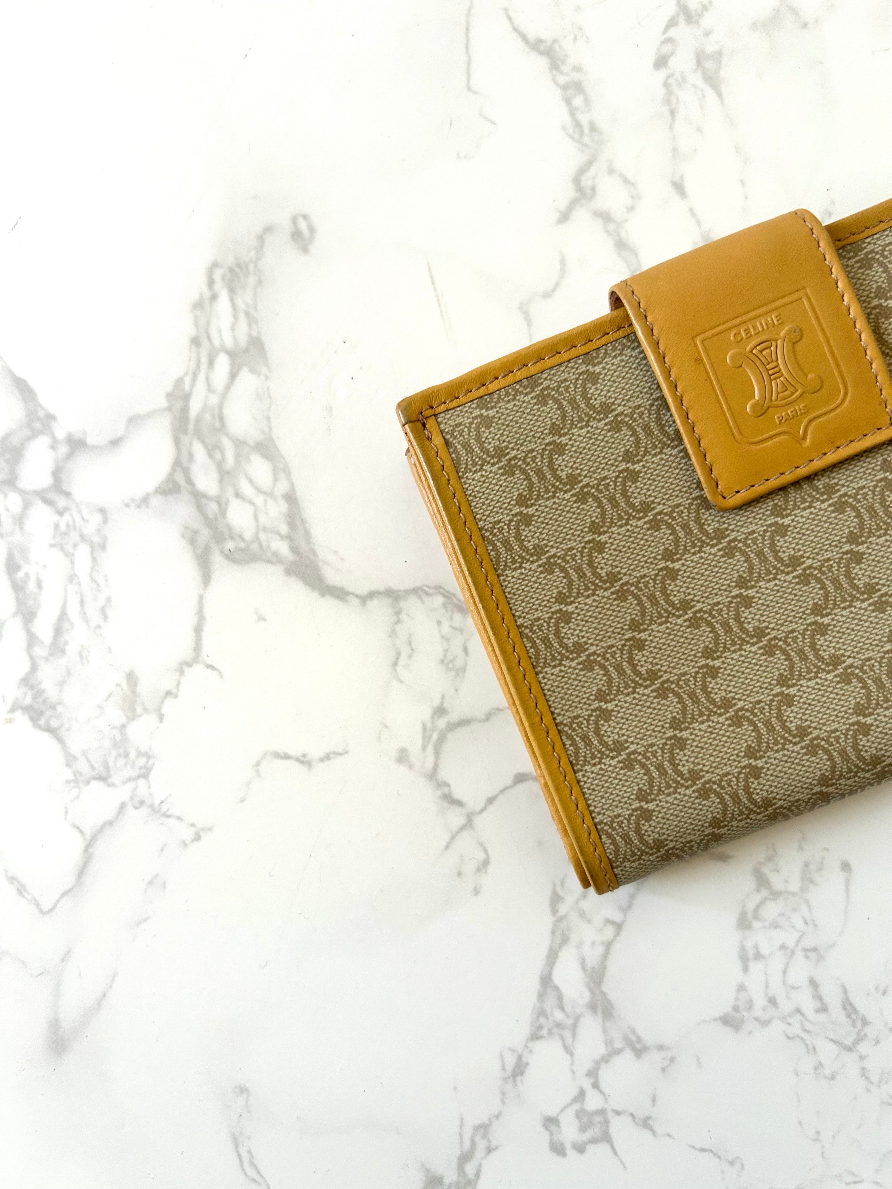 CELINE Beige Brown Presbyopia Arc de Triomphe Short Wallet/Purse/Wallet