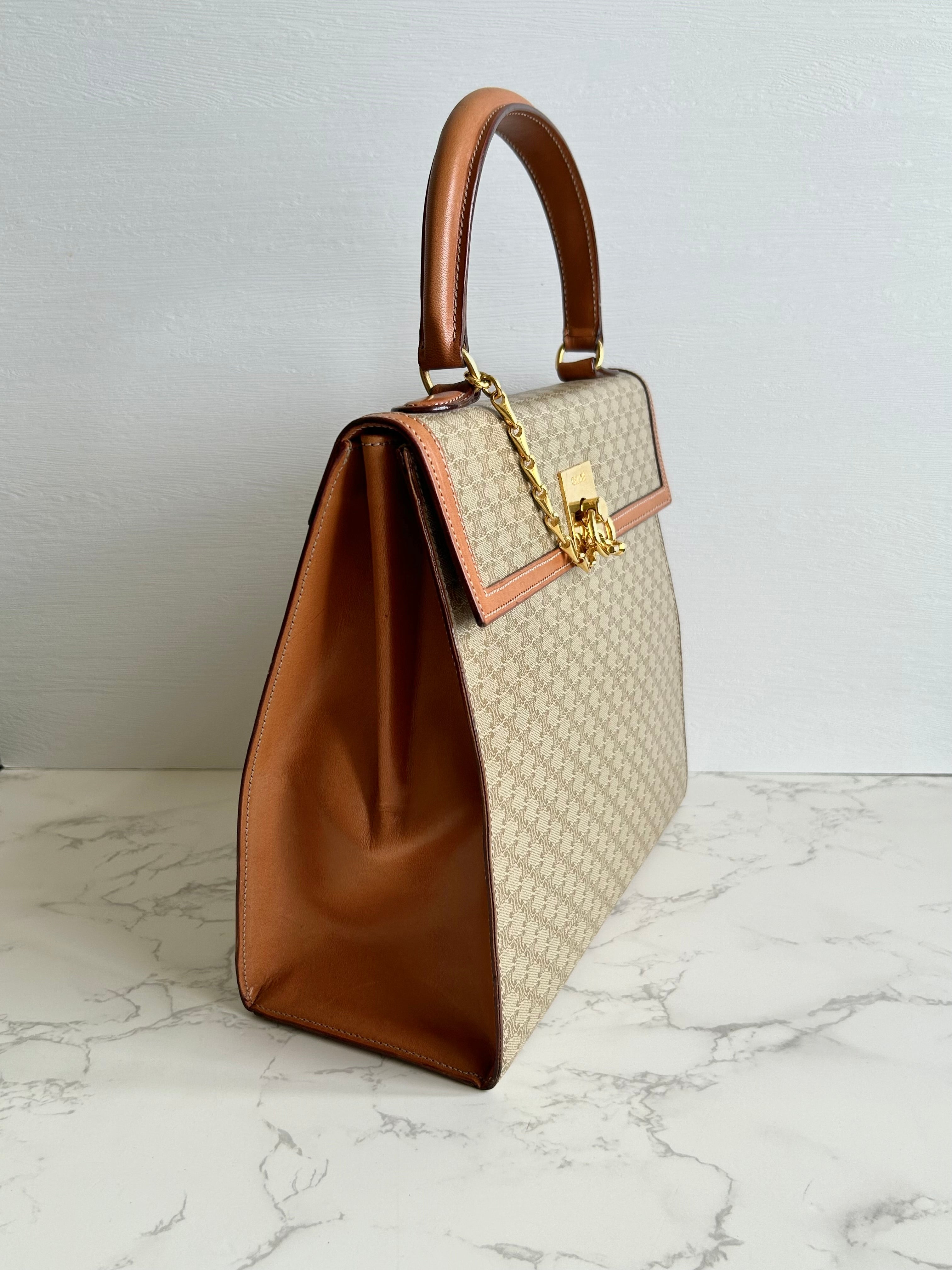 CELINE rare beige old flower Kelly side bag / oblique backpack / handbag