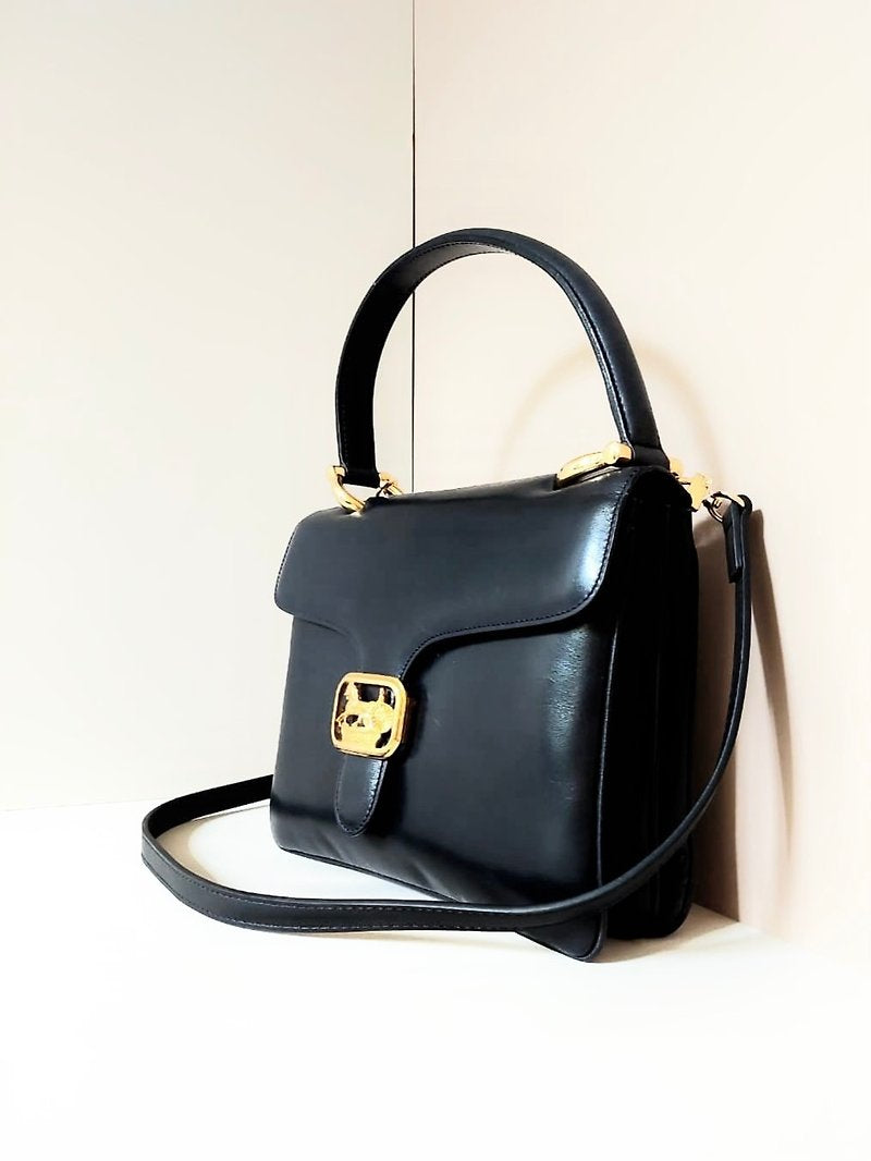 CELINE rare gold carriage black leather side bag / crossbody bag / handbag - Japanese second-hand Vintage