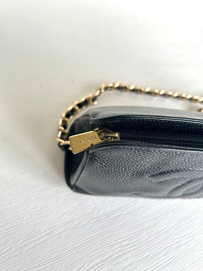 CHANEL 稀有黑色魚子醬牛皮革鏈條帶小包/側背包/斜背包/手拿包