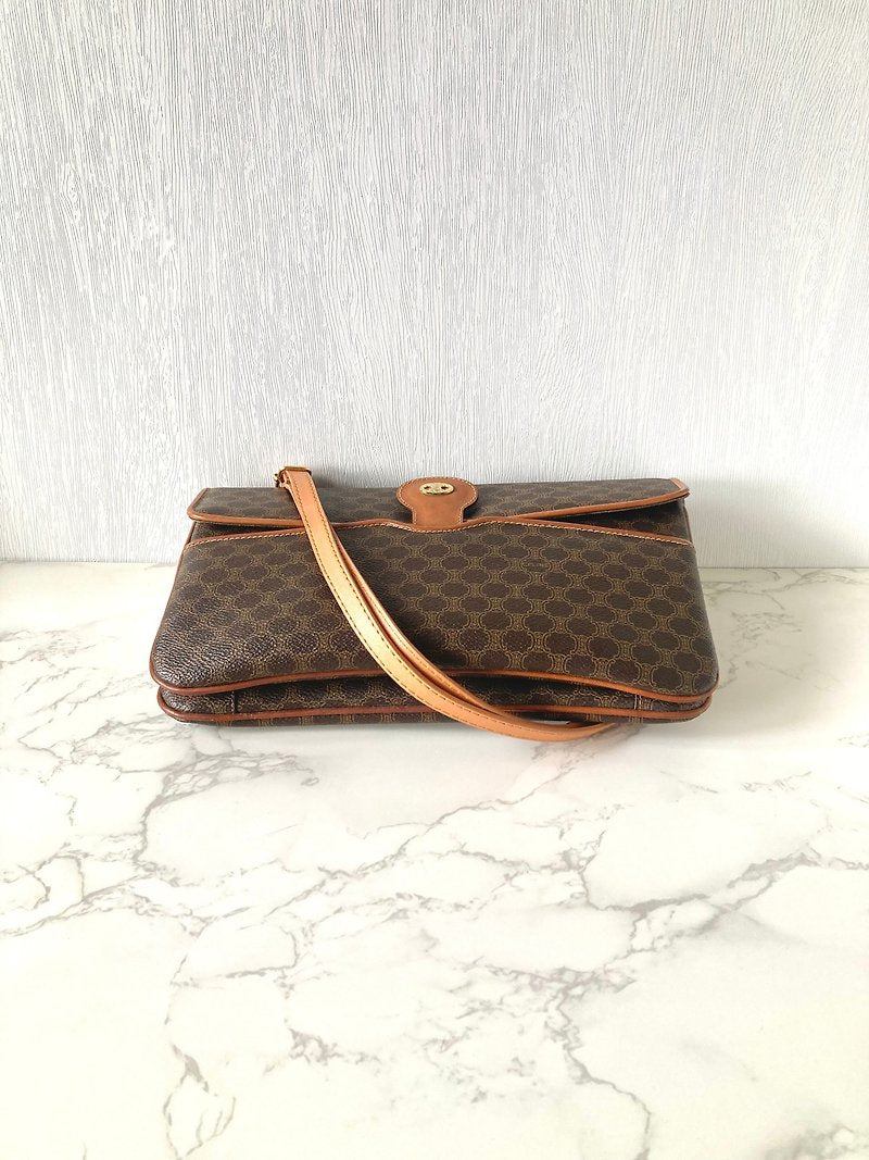 CELINE Brown Old Flower Leather Gold Arc de Triomphe Buckle Small Bag/Side Bag/Messenger Bag