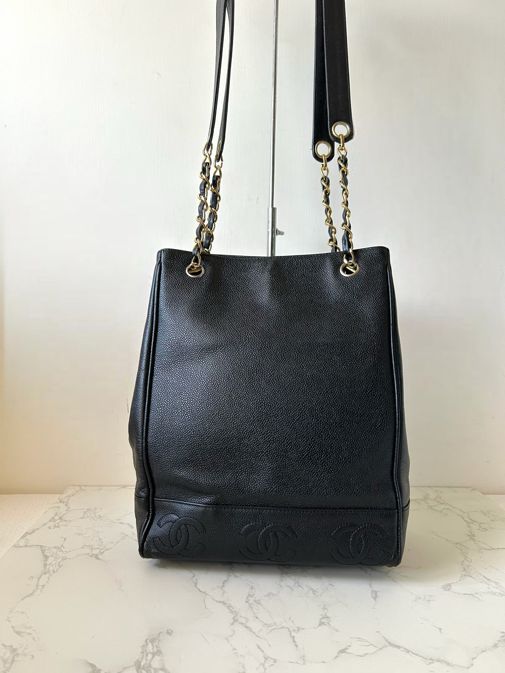 CHANEL black caviar leather chain tote bag / side bag