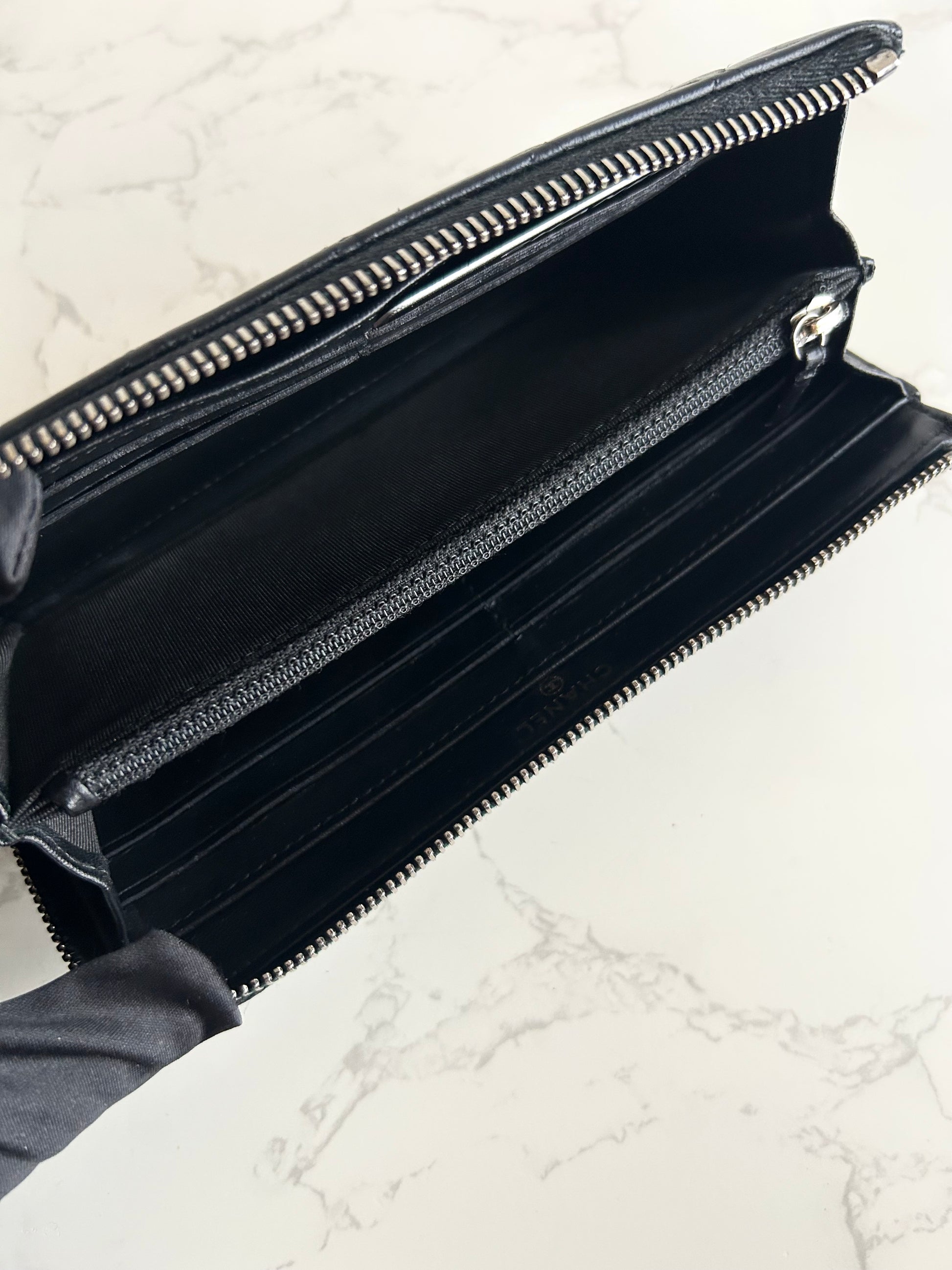 近年專櫃款 Chanel黑金色小羊皮革長夾 長錢包