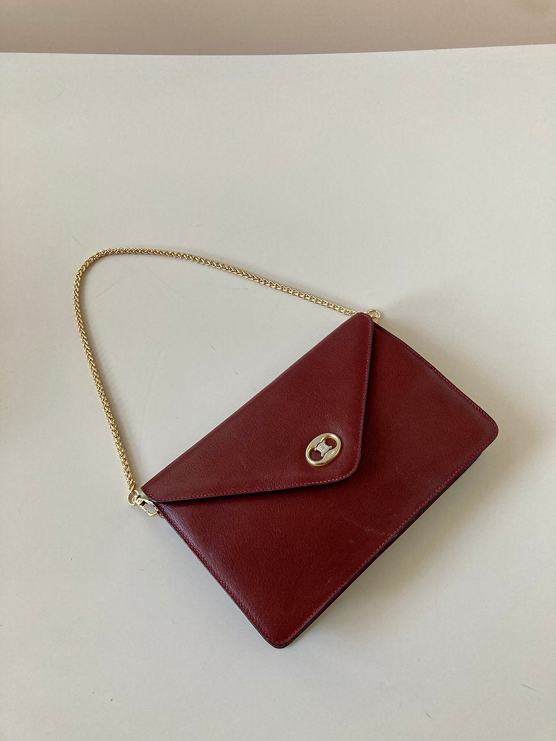 CELINE rare wine red Arc de Triomphe gold buckle envelope small bag/side backpack/underarm bag