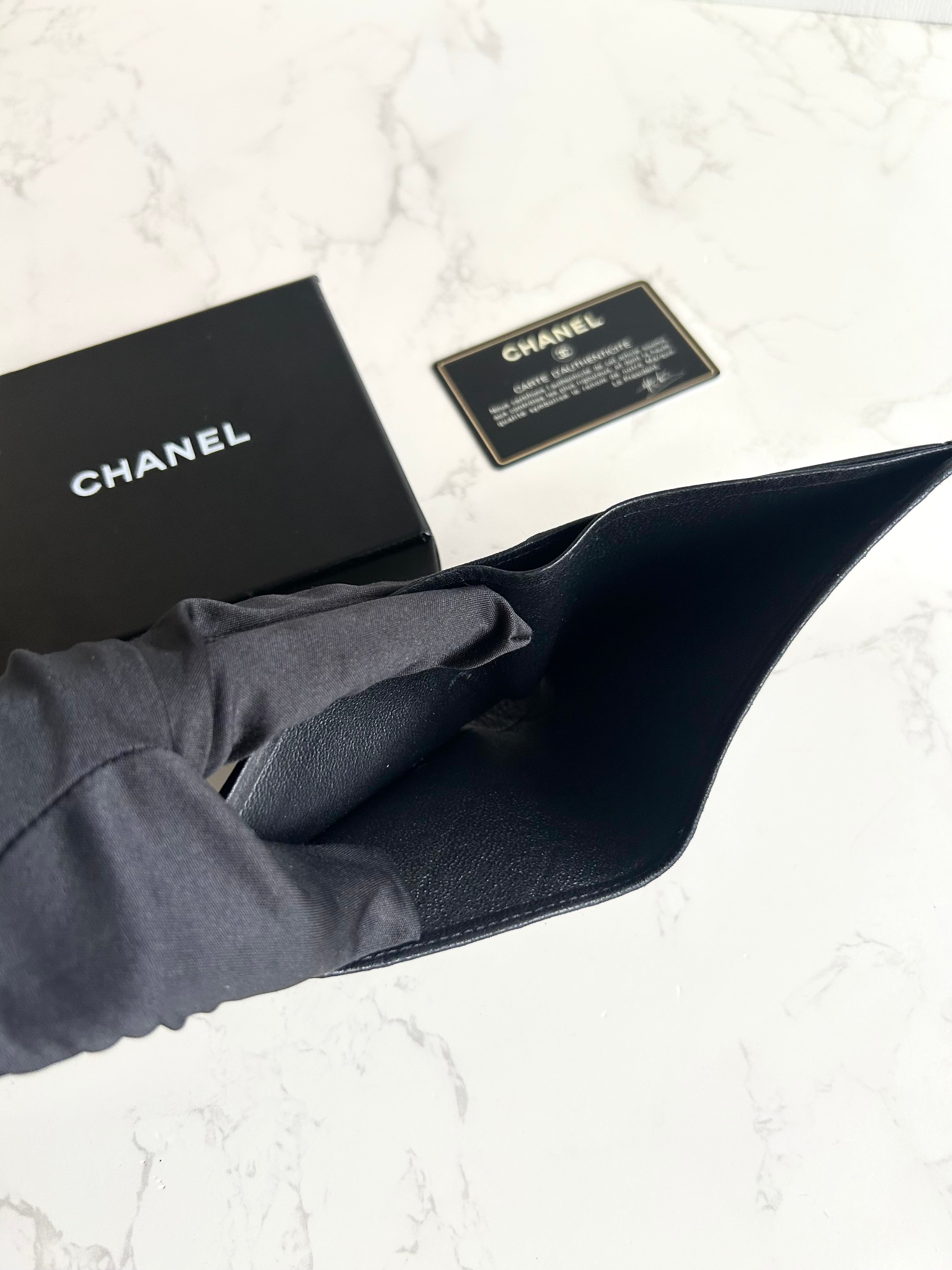Chanel 黑色小羊皮革中夾 錢包 短夾 皮夾