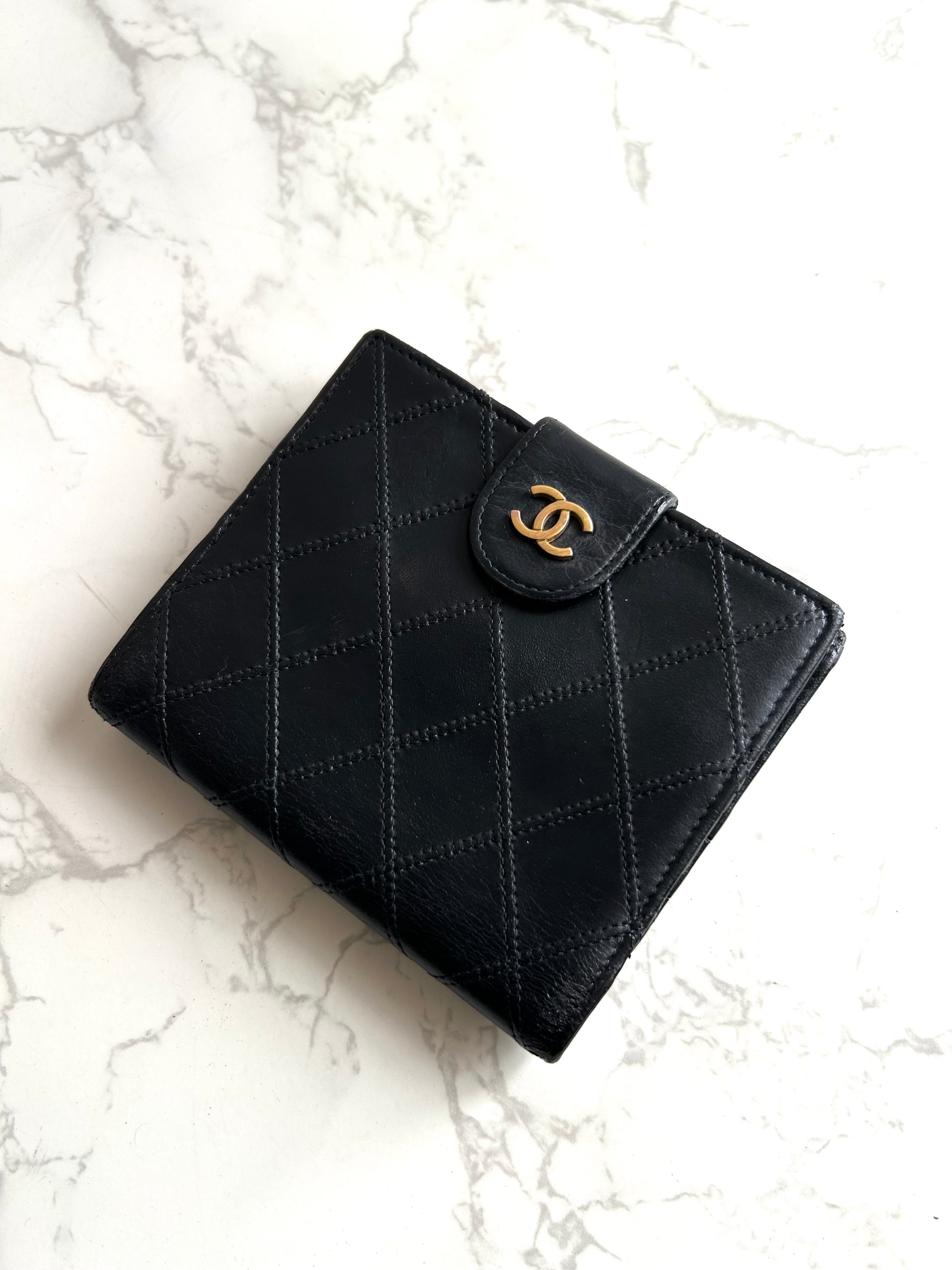 Chanel double-sided lambskin black short wallet / coin purse