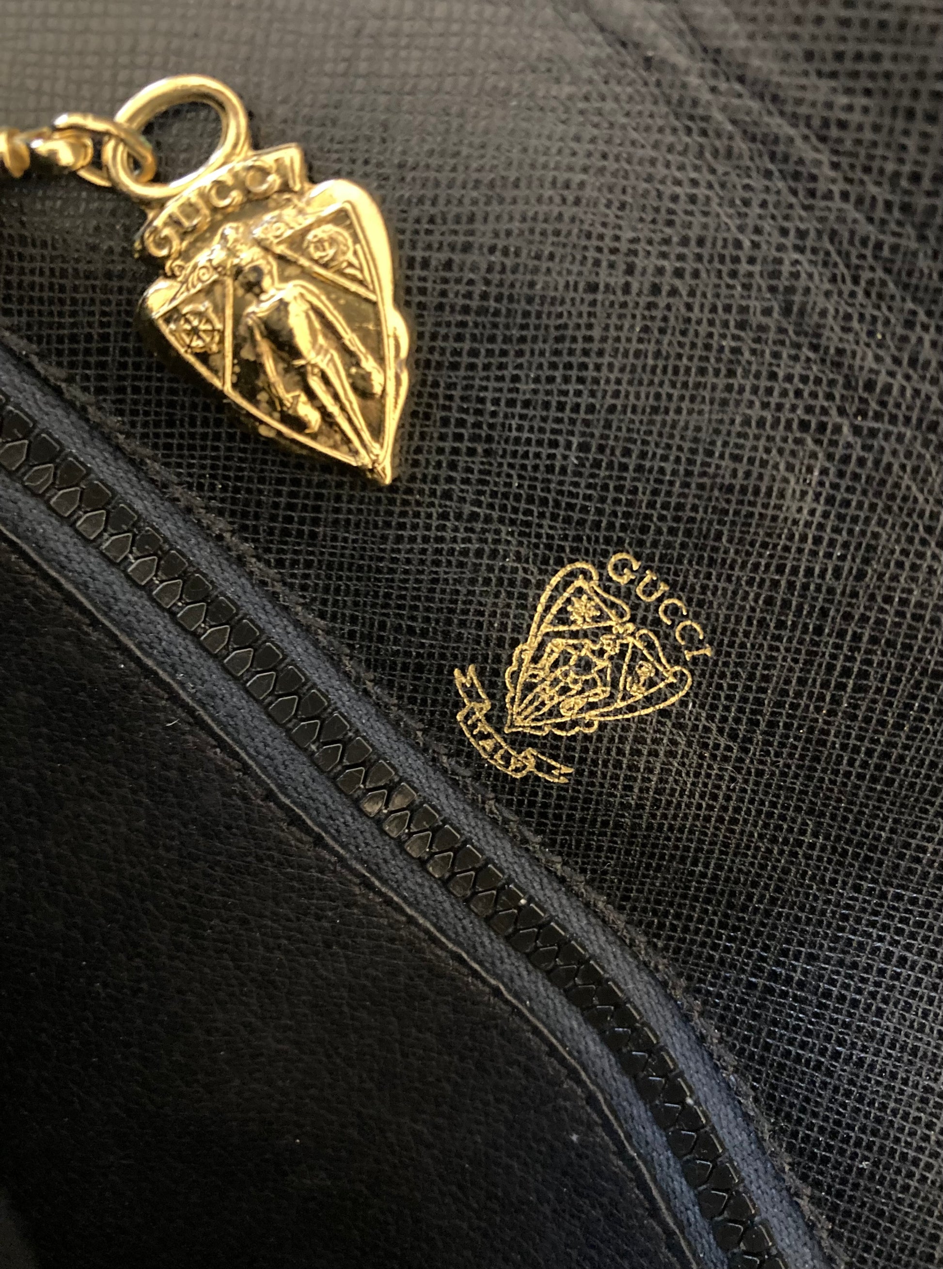 GUCCI Black x Gold Leather Shoulder Bag
