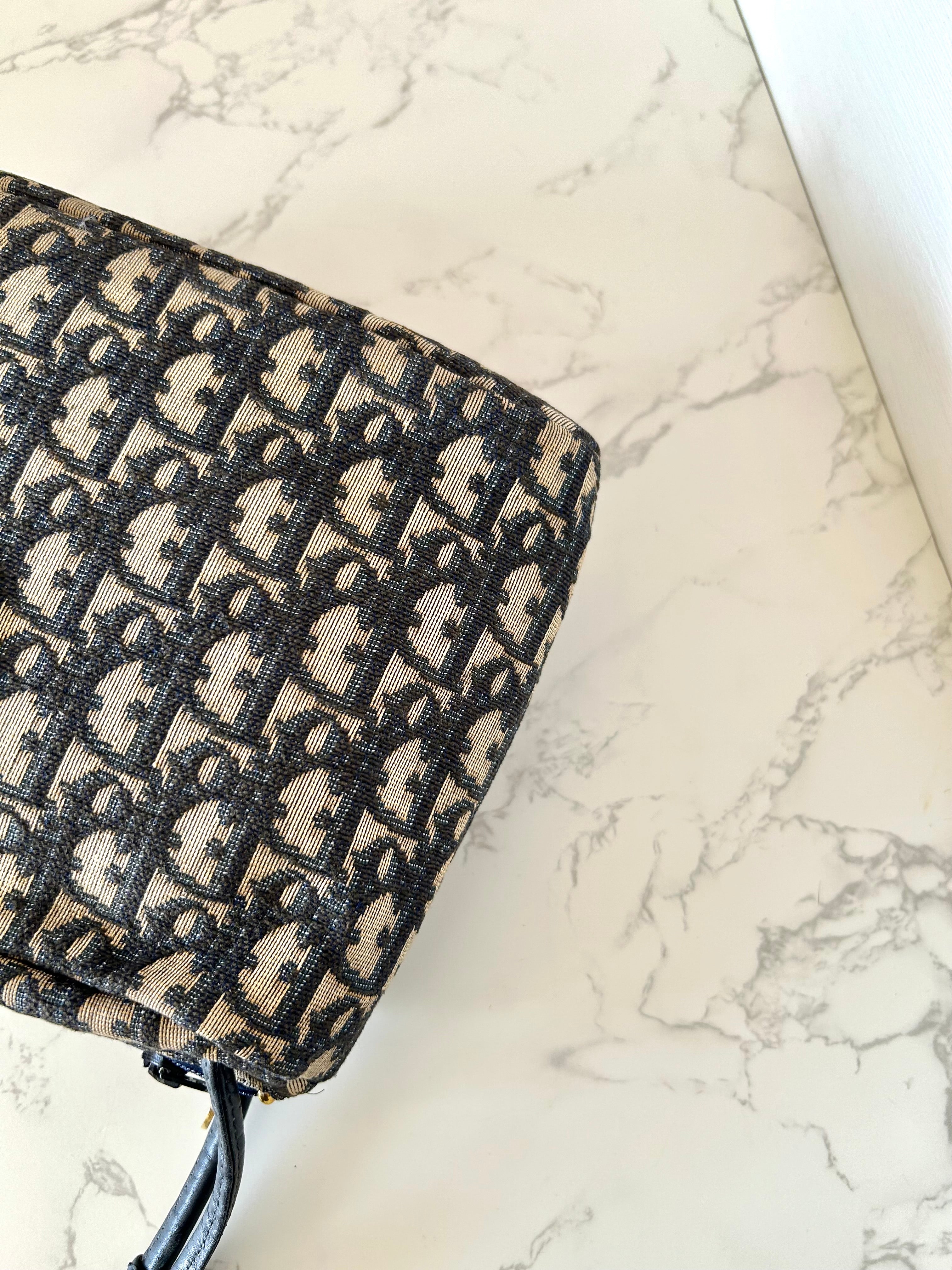 CHRISTIAN DIOR rare dark blue black old flower tofu shoulder bag
