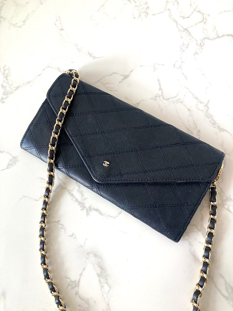 CHANEL Black Gold Buckle Envelope Small Bag/Side Bag/Messenger Bag/Clutch Bag/Mid-Length Wallet