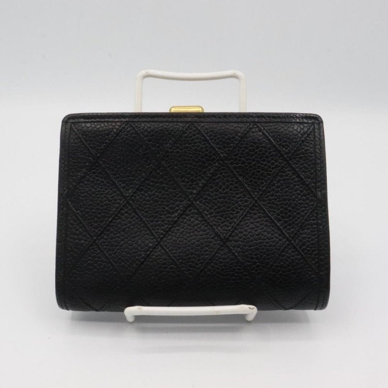 CHANEL rare gold buckle black caviar cowhide leather short wallet / wallet / purse
