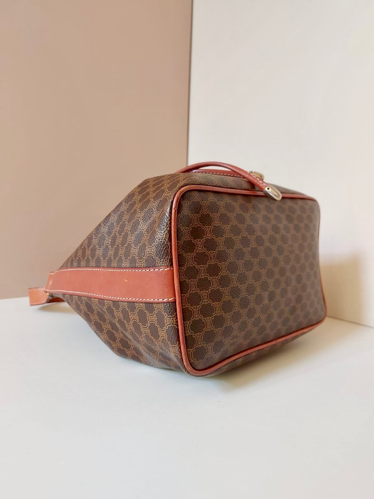 CELINE Rare Brown Old Flower Leather Single Shoulder Drawstring Bucket Bag/Side Bag - Japanese Second-hand Vintage