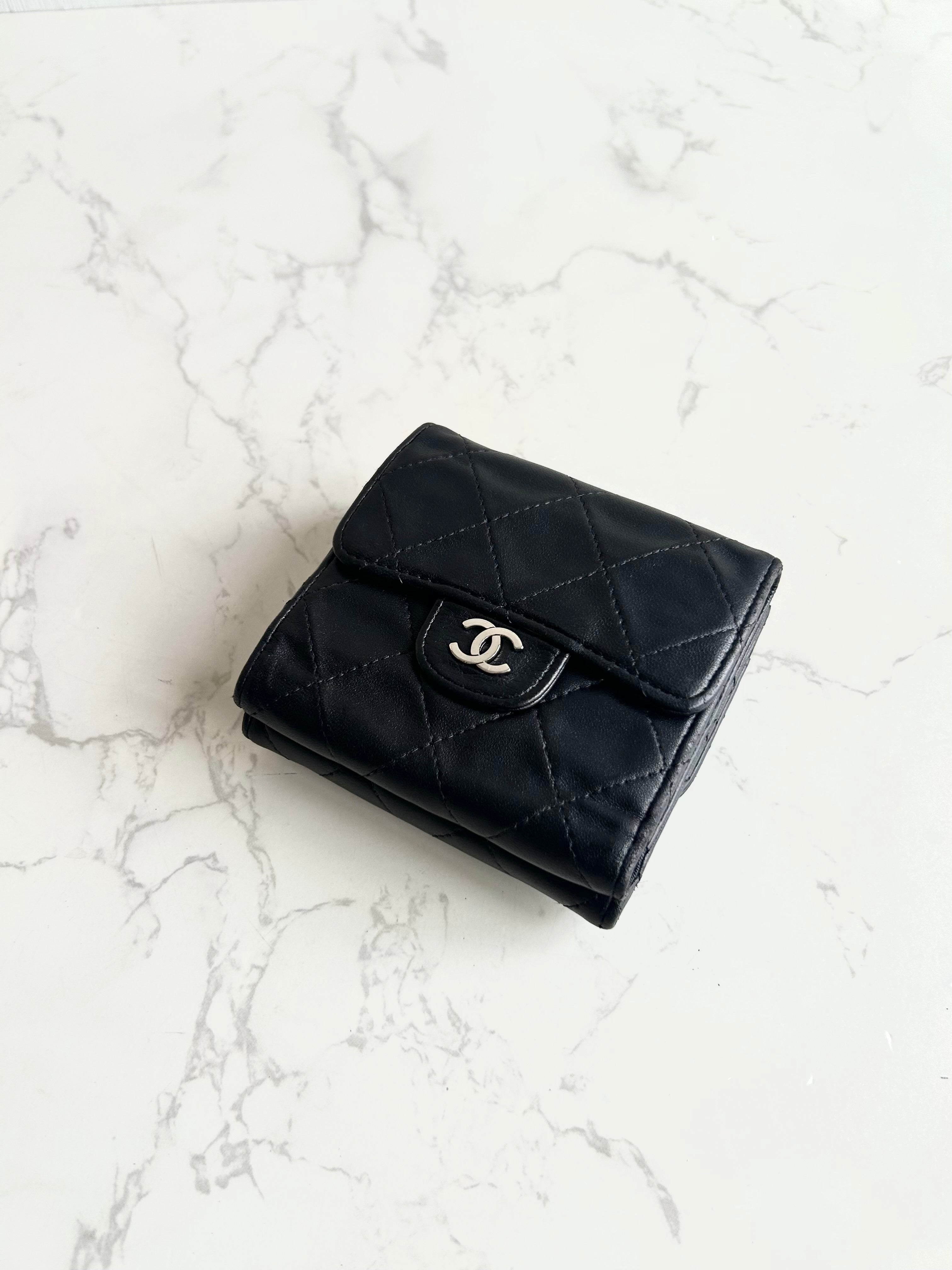 Chanel雙面黑銀色小羊皮革短夾 皮夾 錢包 中夾