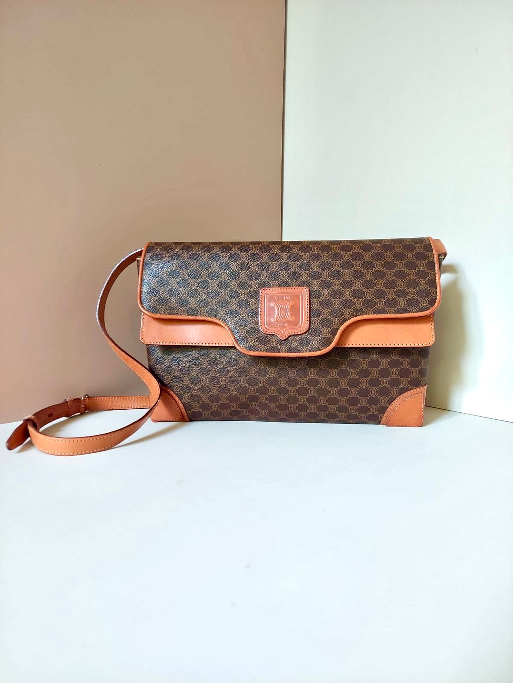 CELINE rare brown old flower leather messenger bag / side bag / oblique bag