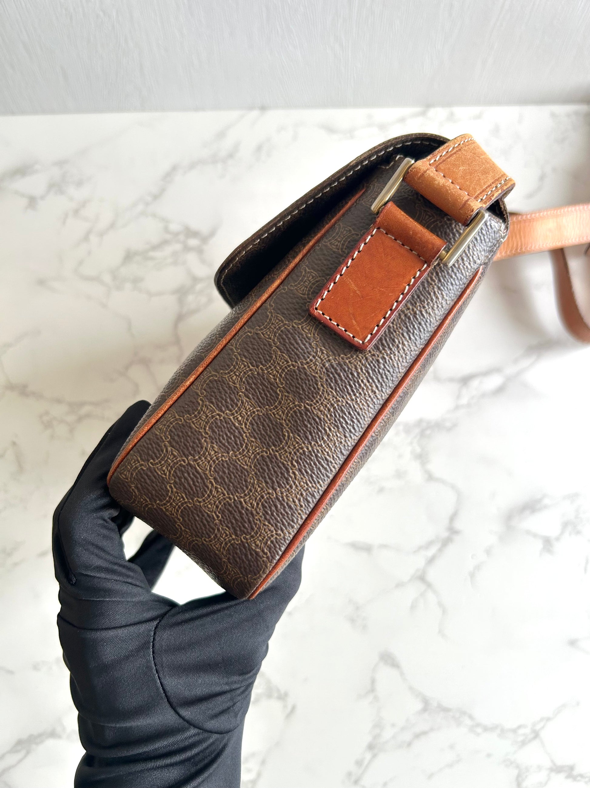 CELINE 咖啡色老花金扣豆腐盒子包/側背包/斜背包