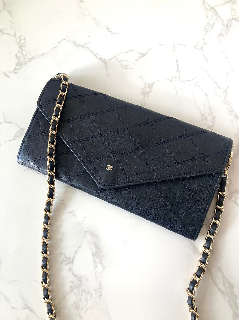 CHANEL Black Gold Buckle Envelope Small Bag/Side Bag/Messenger Bag/Clutch Bag/Mid-Length Wallet