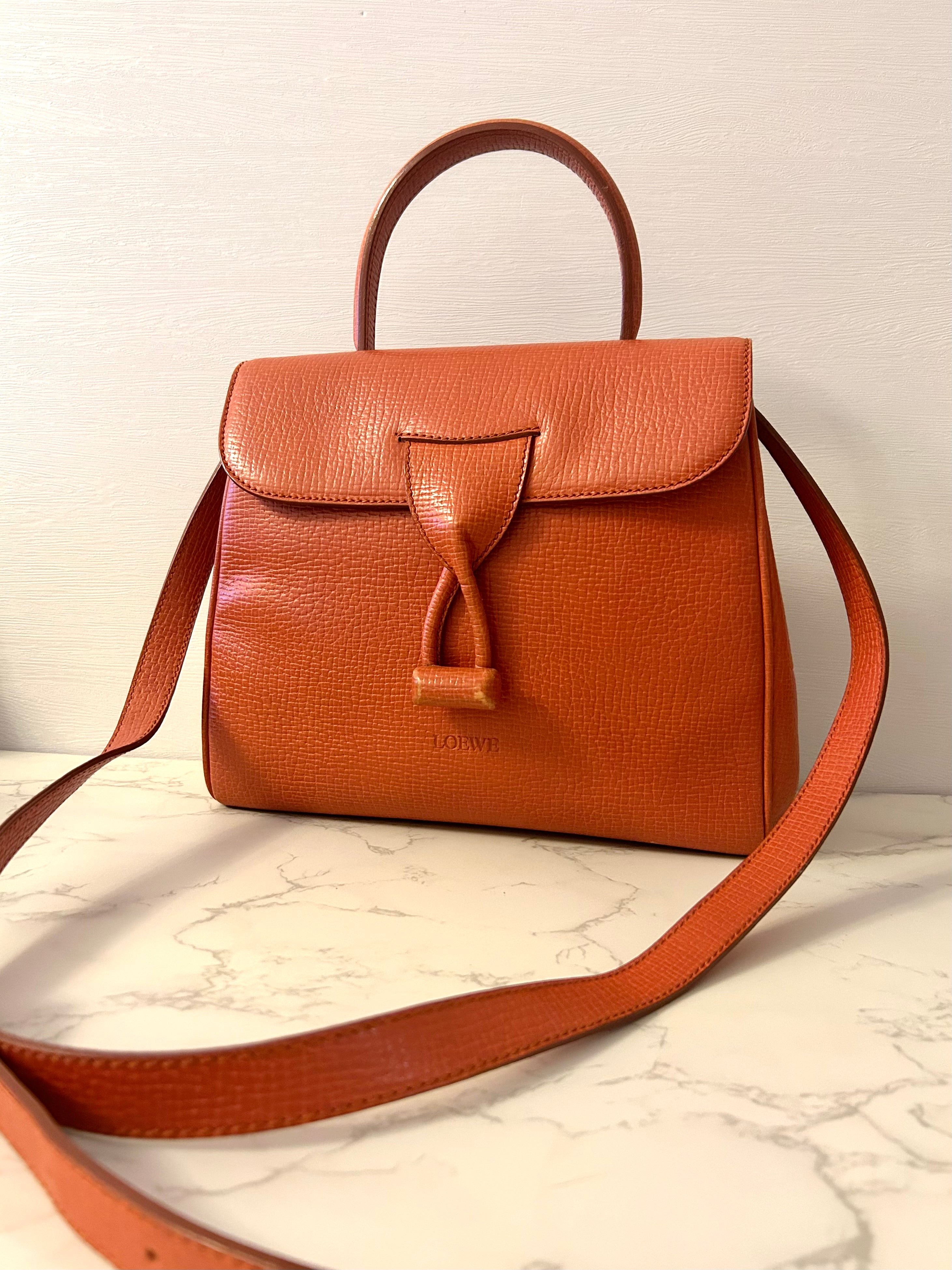 LOEWE rare caramel brown rotating buckle dual-purpose side bag/oblique bag/handbag