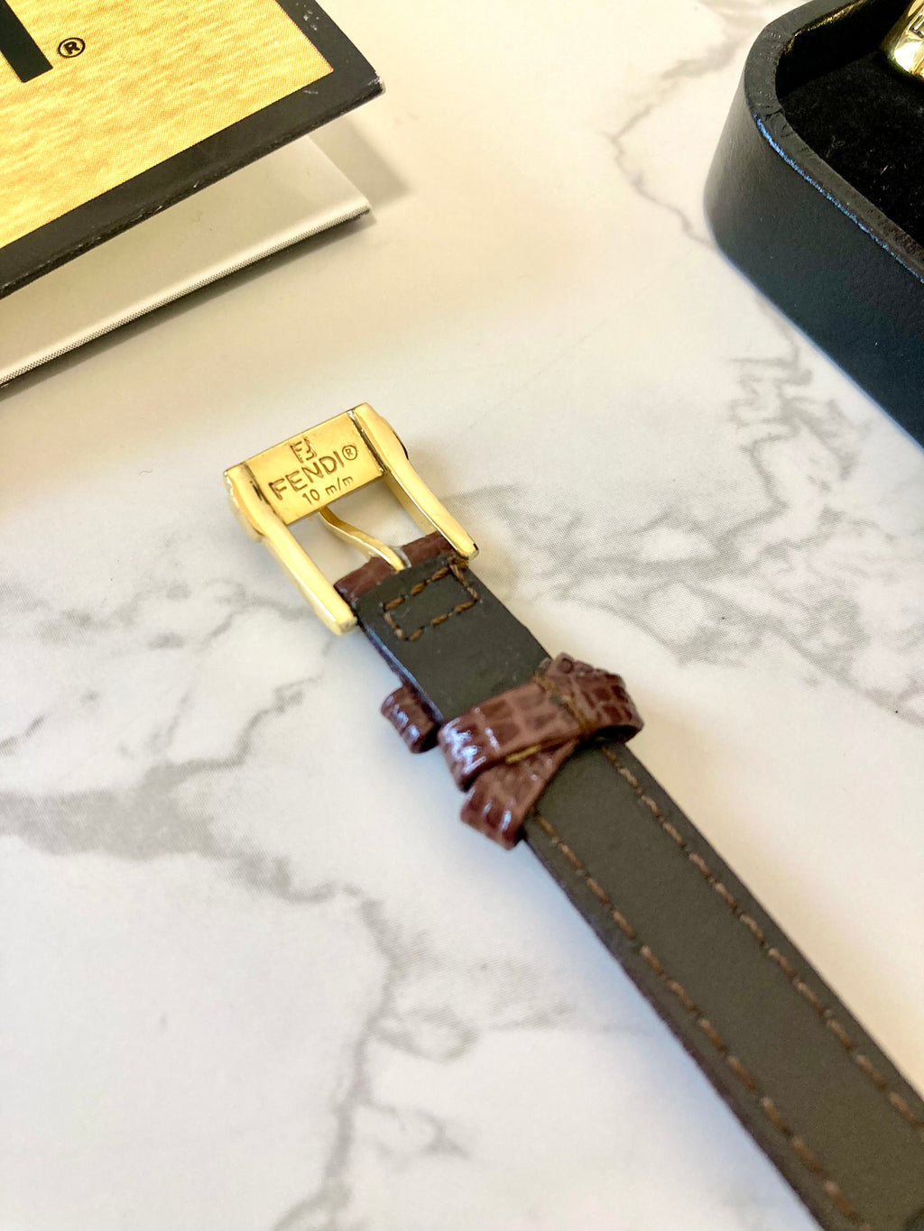 FENDI Brand New Full Set Watch with 5 Changeable Leather Straps