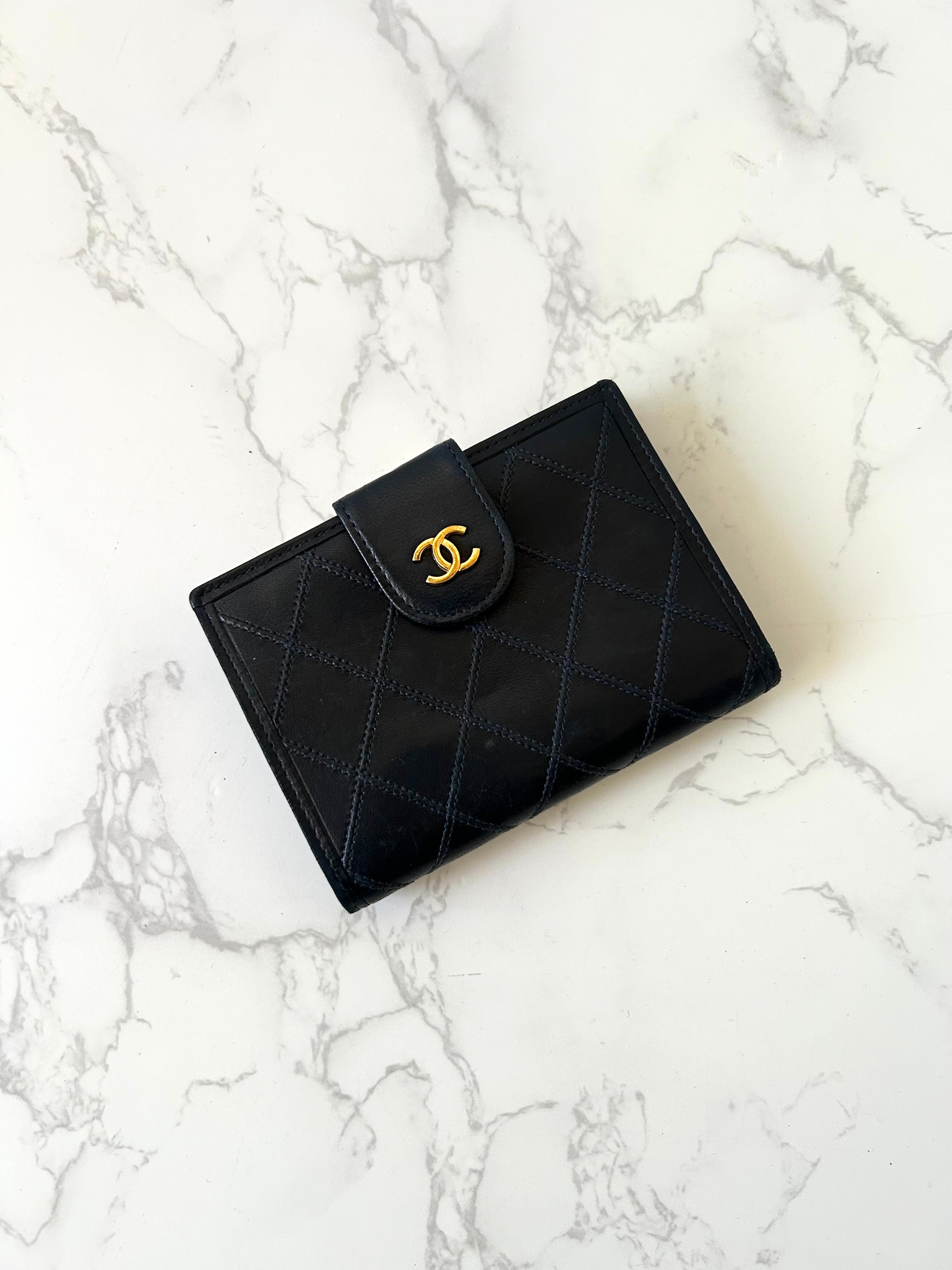 CHANEL rare black lambskin gold label short wallet / wallet
