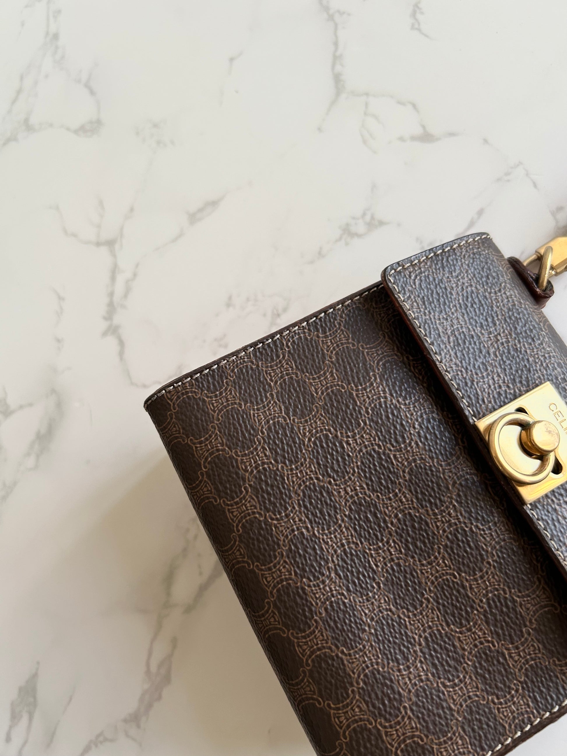 CELINE Extremely rare coffee-colored old flower mini Kelly side bag / oblique bag
