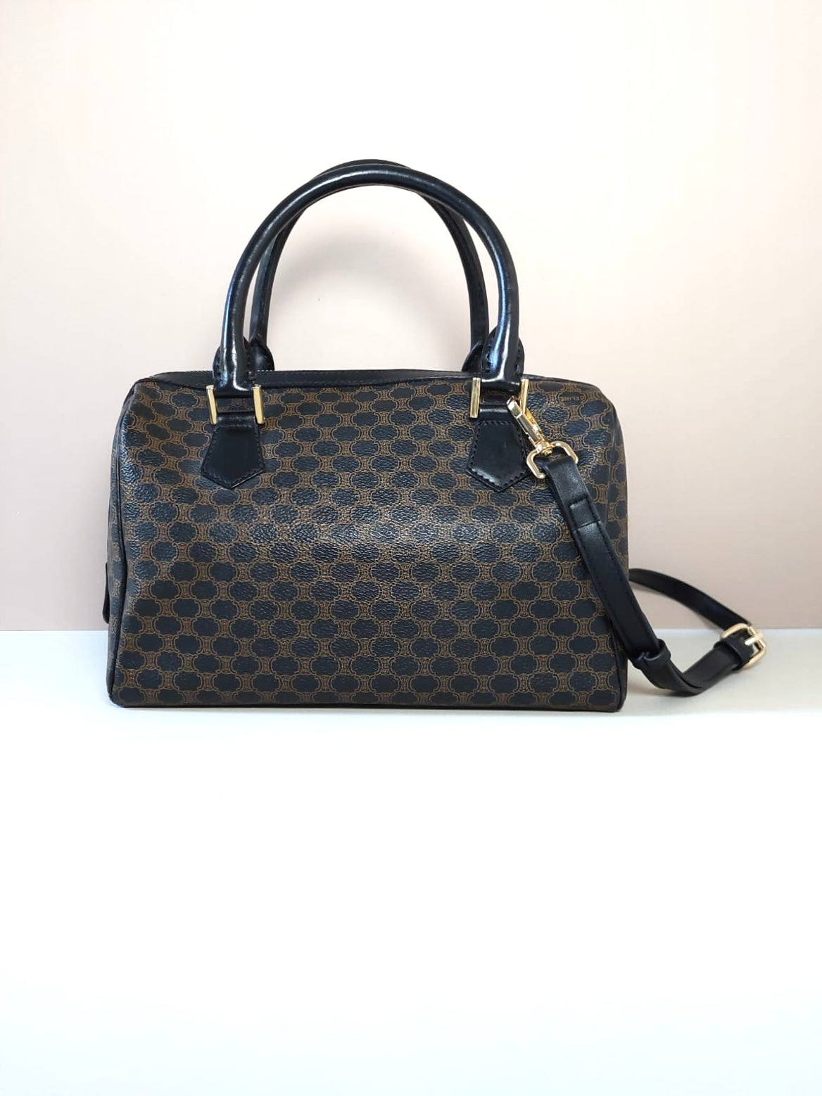 CELINE black old flower leather Boston barrel small bag/side backpack/handbag