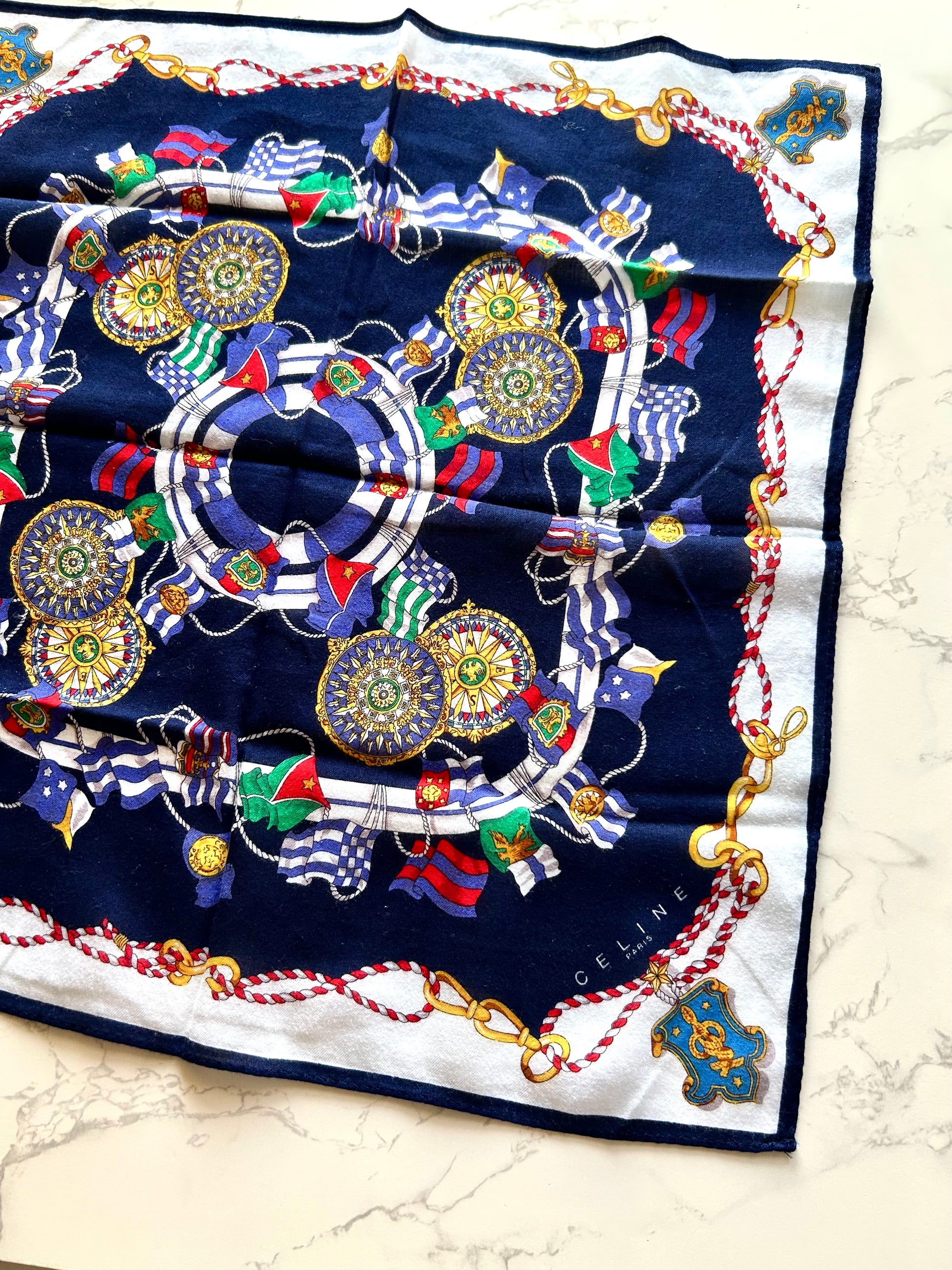 CELINE 中古方型絲巾（約46x46cm)（隨機款式）· 新春禮品