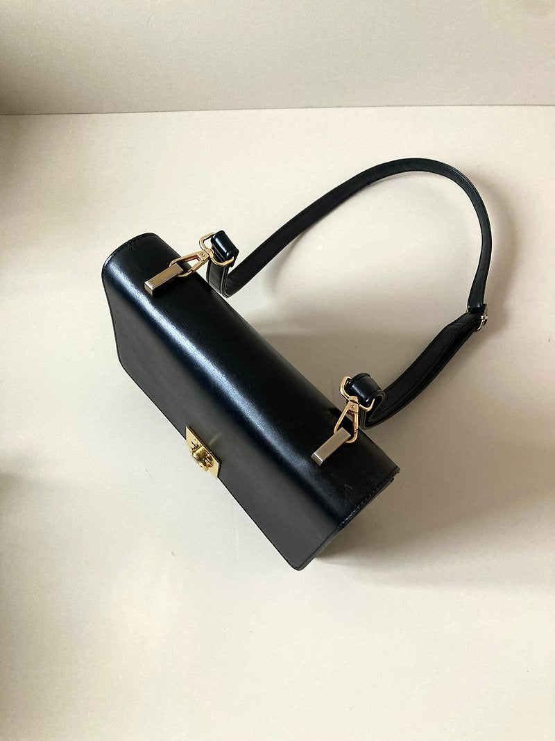 CELINE rare black gold buckle cowhide leather box small bag/side backpack/crossbody bag/underarm bag