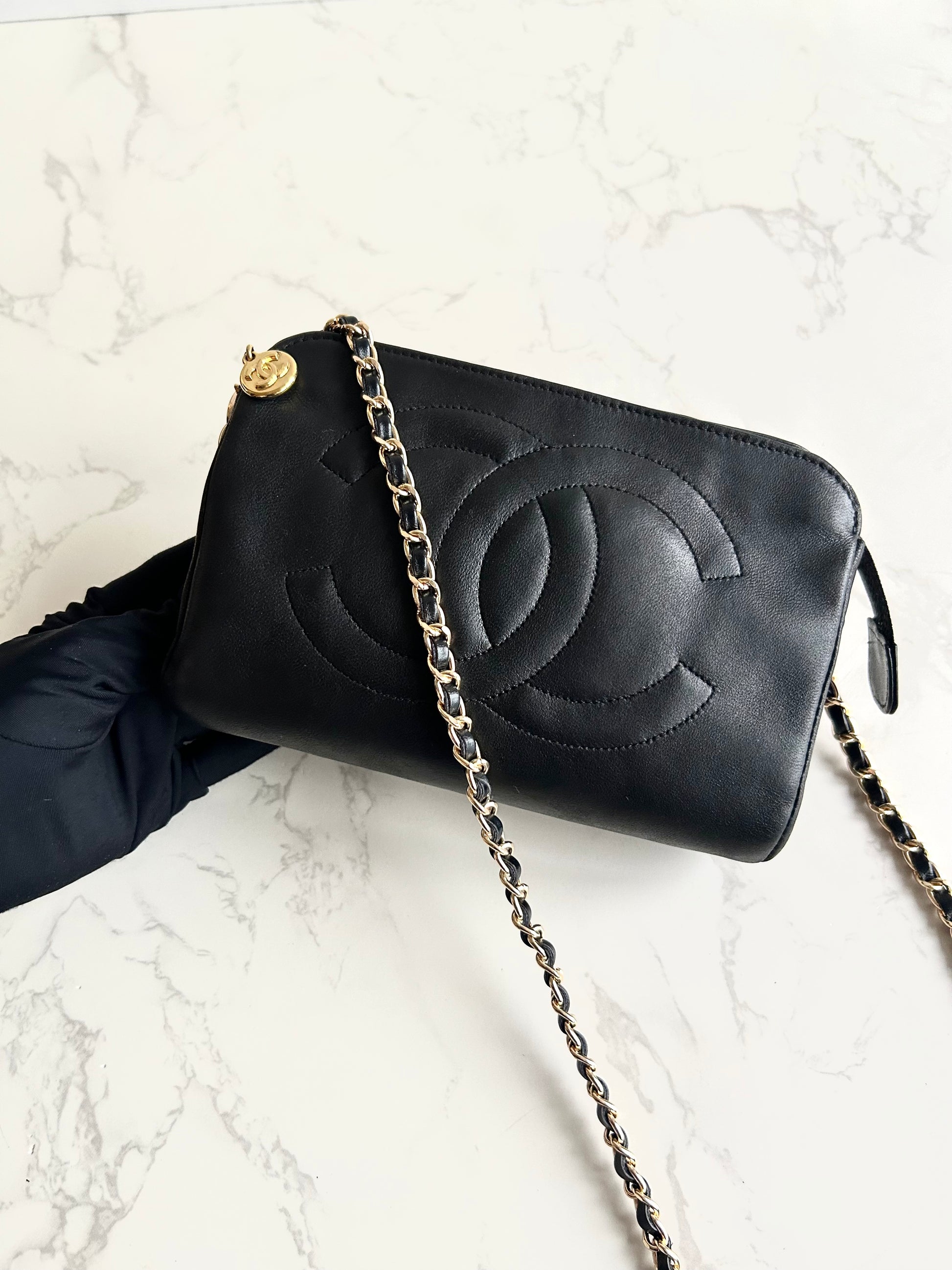 Chanel 黑色小羊皮革Cocomark斜背包/單肩包/側背包