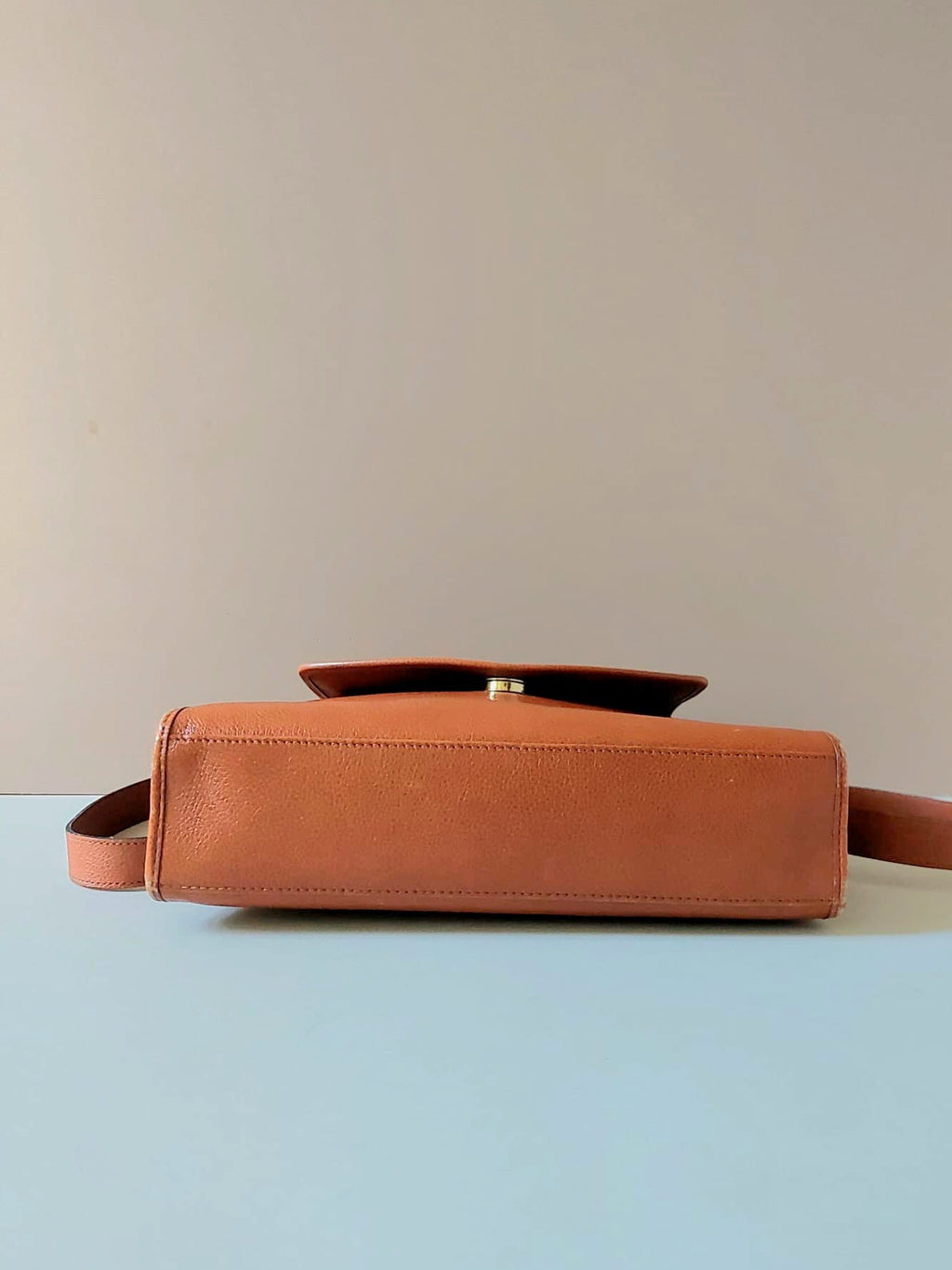 Yves Saint Laurent YSL焦糖啡色刺繡凱莉包/側背包/斜背包