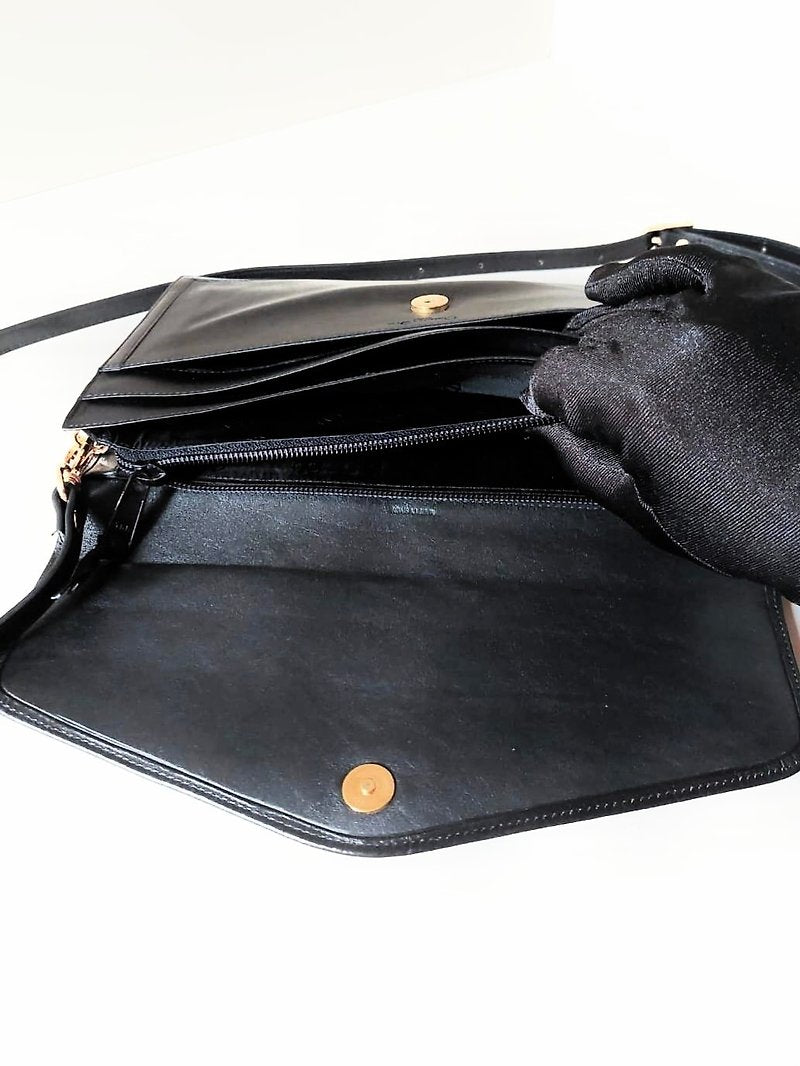 CHRISTIAN DIOR black and gold leather envelope small bag/side bag/crossbody bag/clutch-Japanese second-hand Vintage