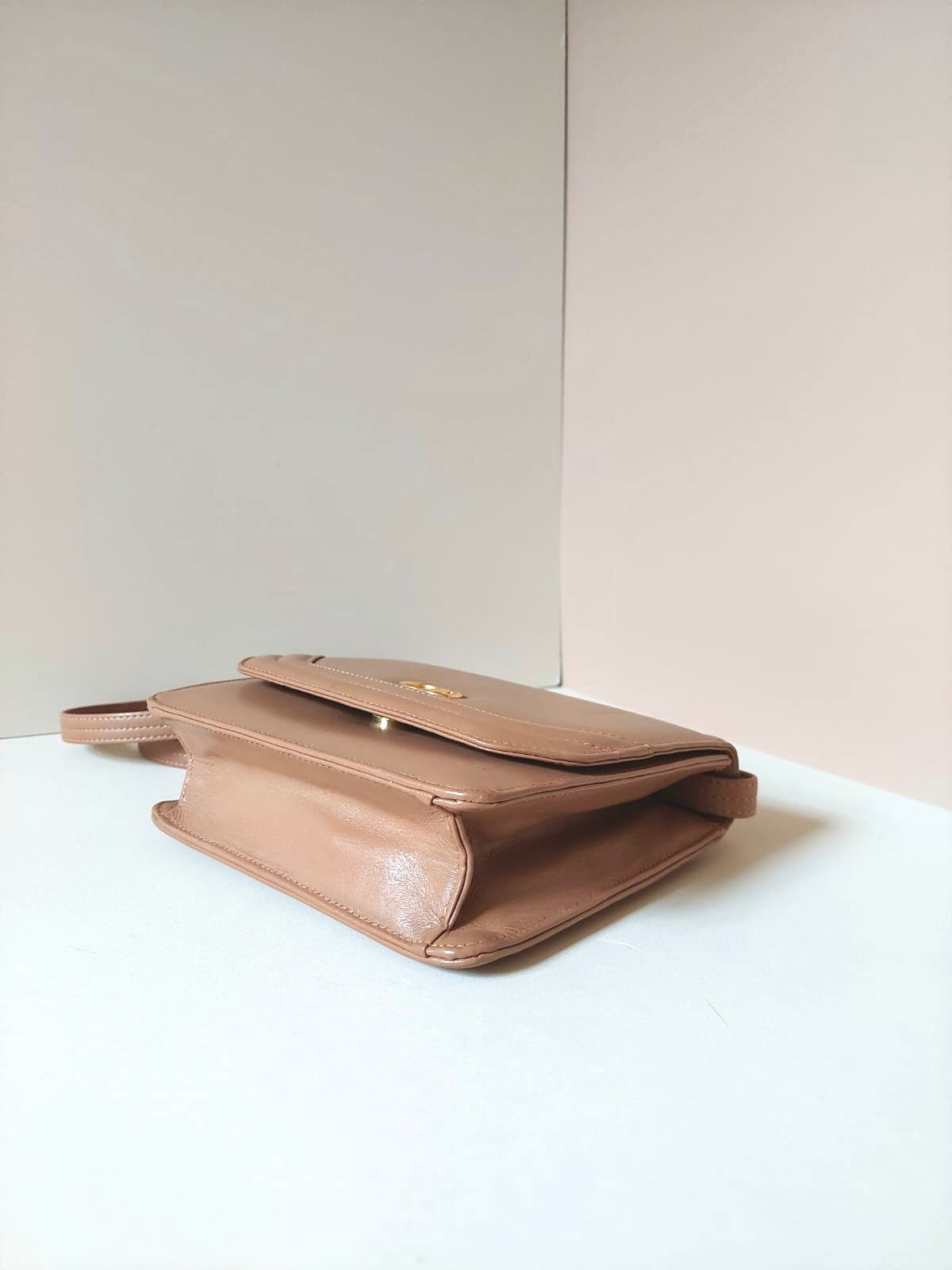 CHRISTIAN DIOR Beige CD Gold Label Envelope Small Shoulder Bag/Side Bag/Cross Bag - Japanese Second-hand Vintage