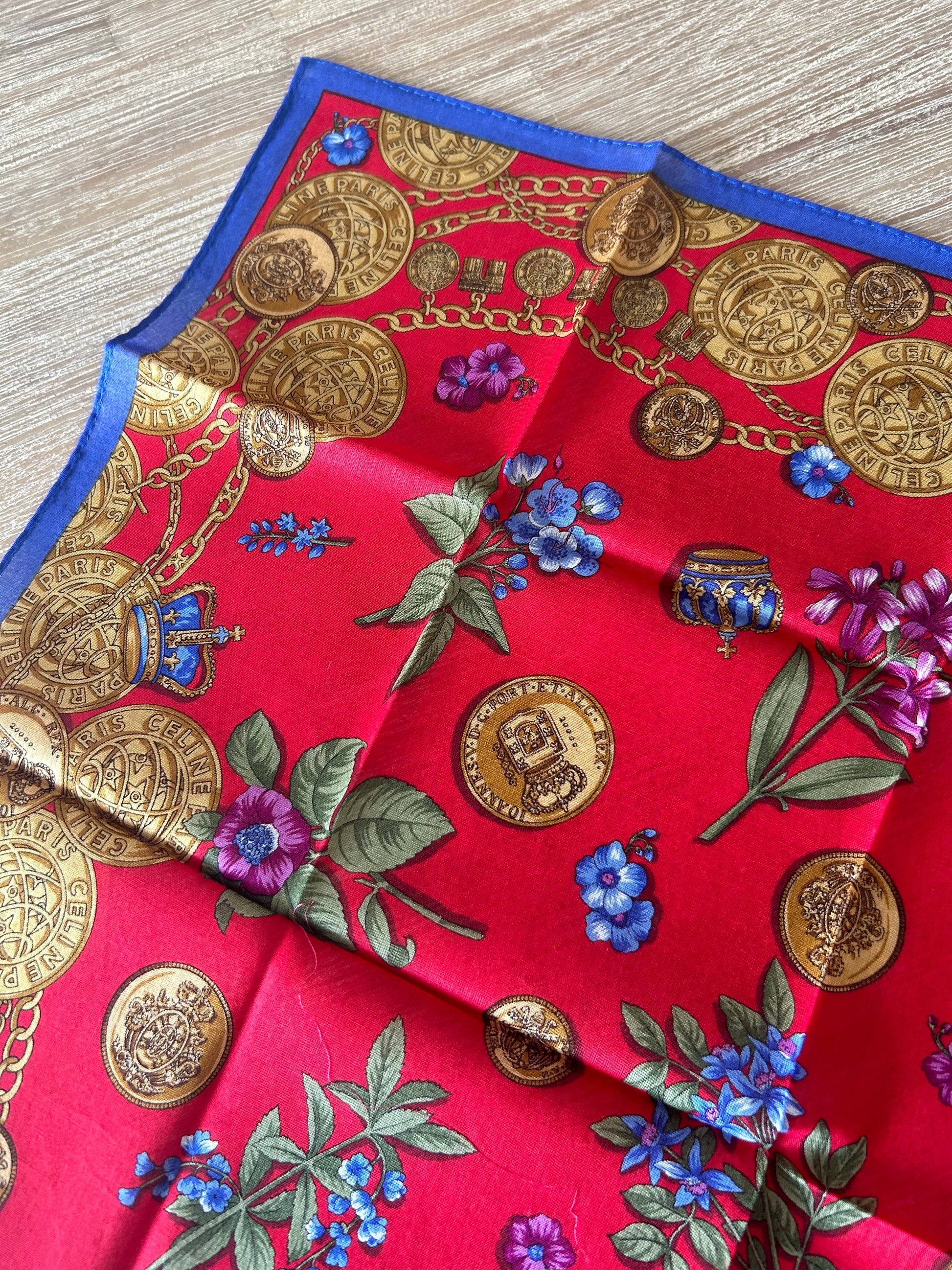 女神節滿額 HKD$3888贈品 - CELINE紅藍金幣方型絲巾 46x46cm